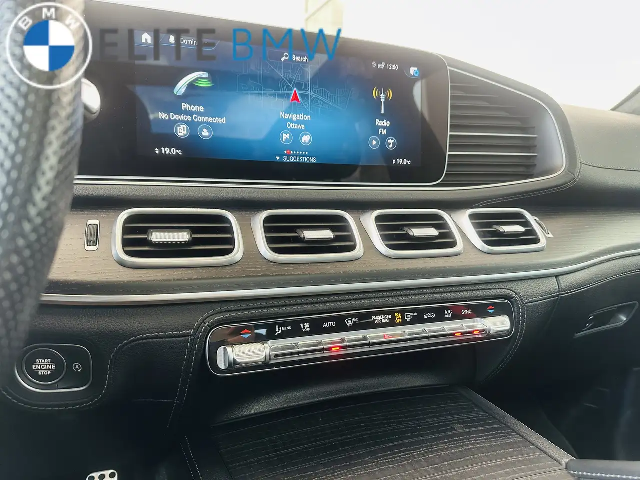 Mercedes-Benz GLE снимка Mercedes-Benz GLE