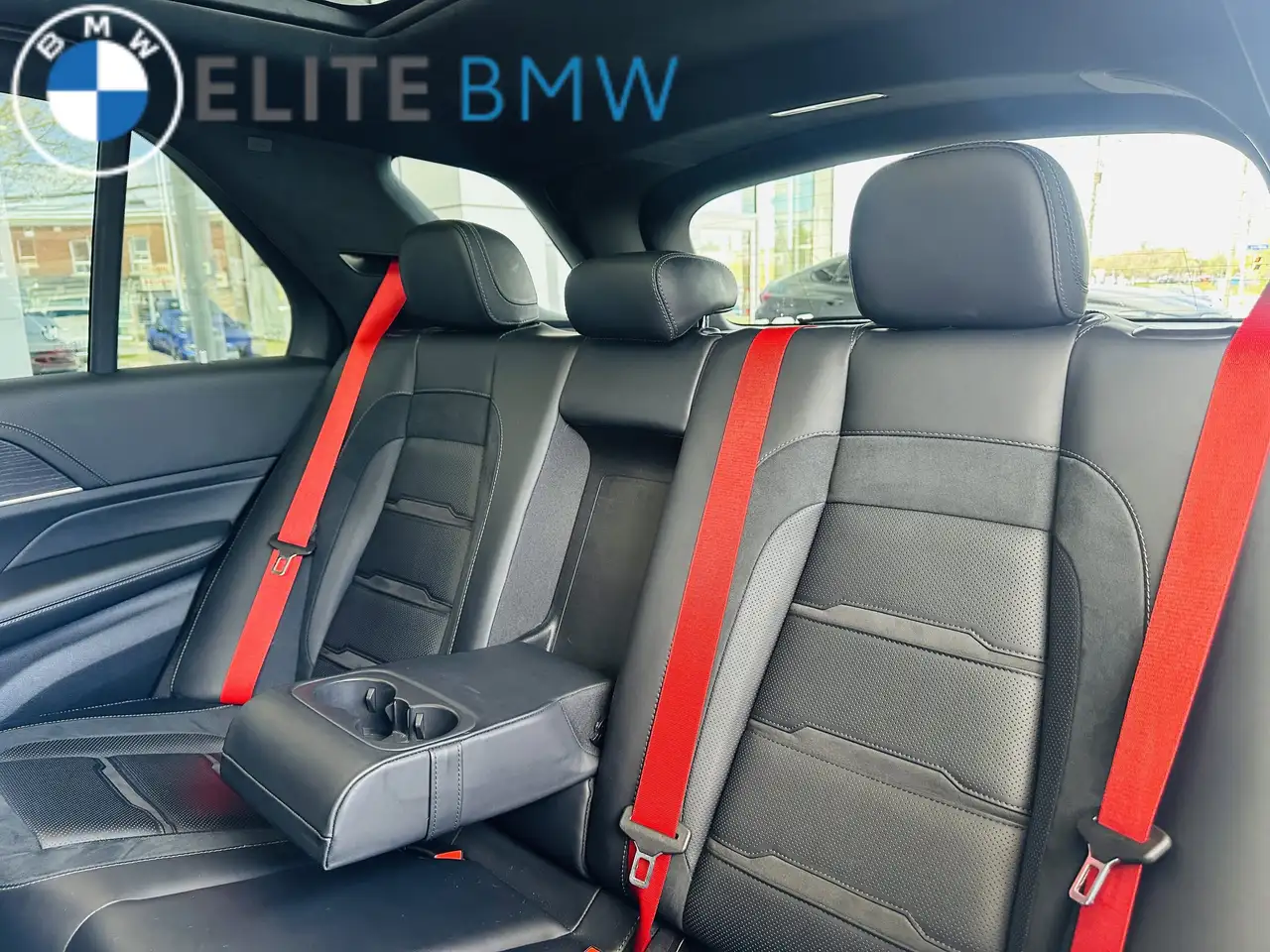 Mercedes-Benz GLE снимка Mercedes-Benz GLE