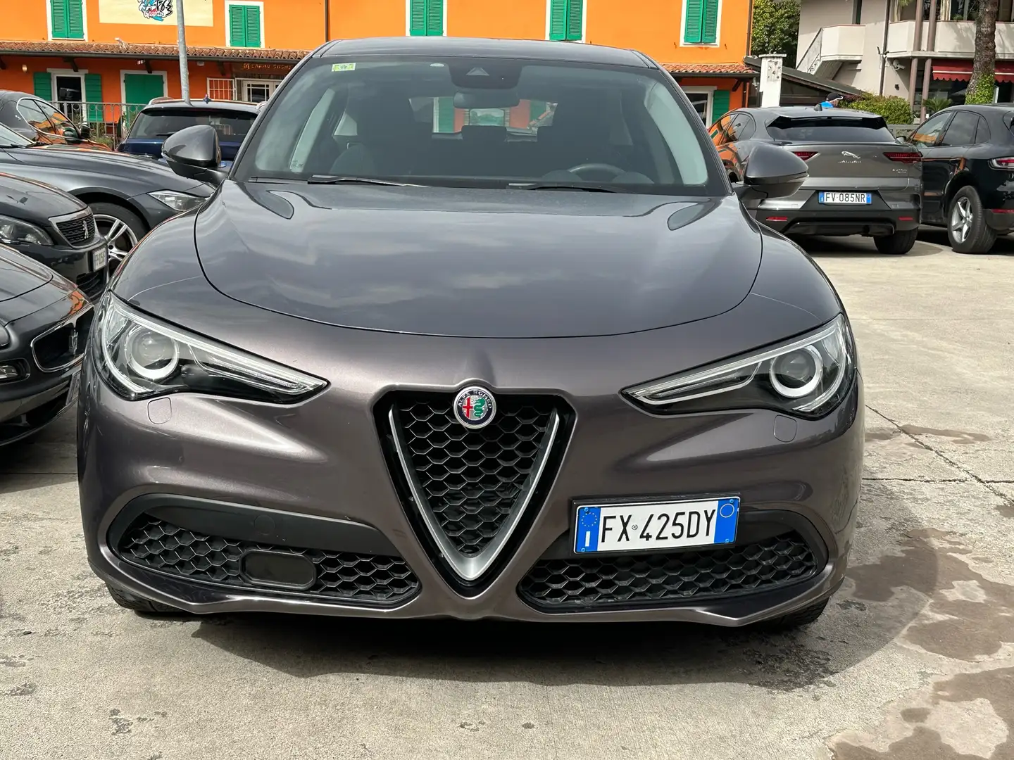 Alfa Romeo Stelvio 2.2 t Business at8 rwd 160cv auto my19 Grigio - 2
