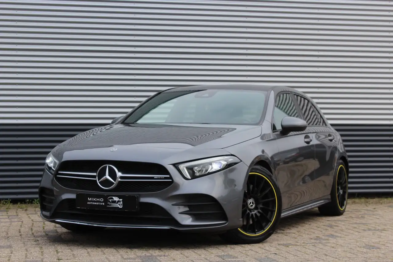 Mercedes-Benz A 220