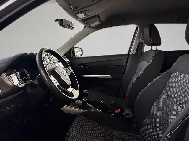 Suzuki Vitara view 7