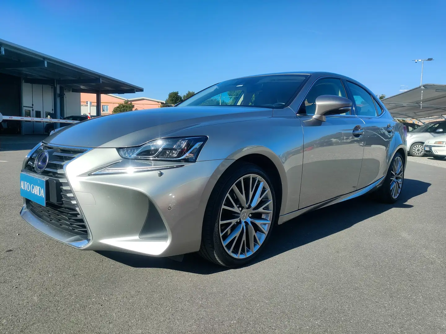 Lexus IS 300 IS III 2017 300h 2.5 Luxury cvt Grau - 1