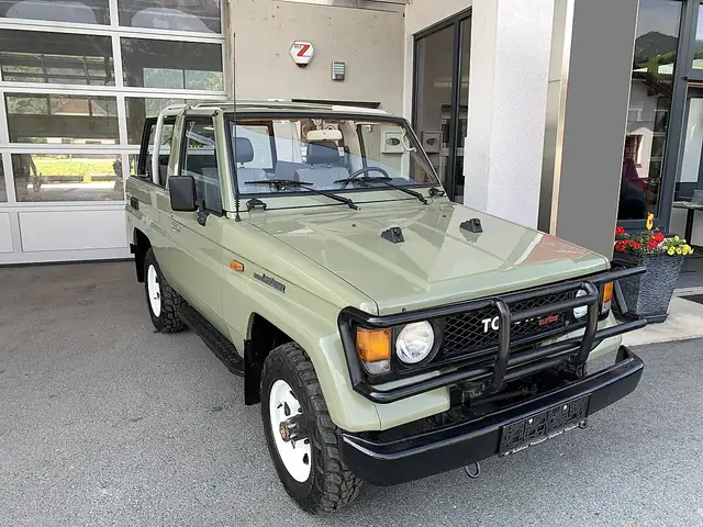 Toyota Land Cruiser Landcruiser 2,4 LX Htp. 4WD TD