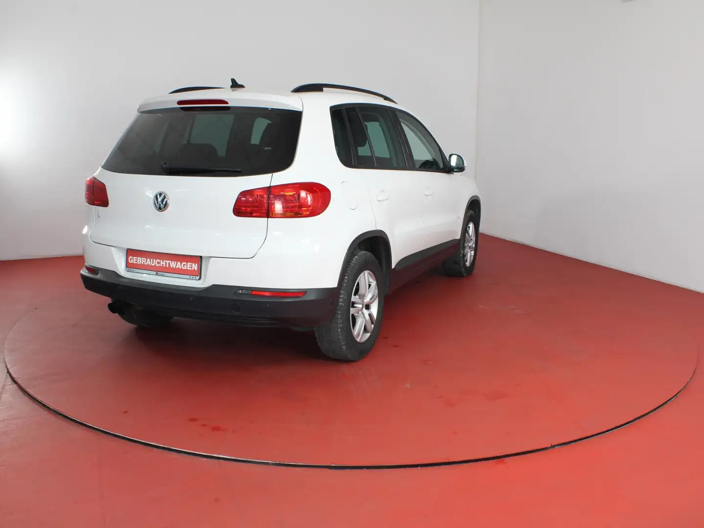 Volkswagen Tiguan 1.4 TSI TÜV bis 11.2025 Sitzheizung Parkpilot Bianco - 2