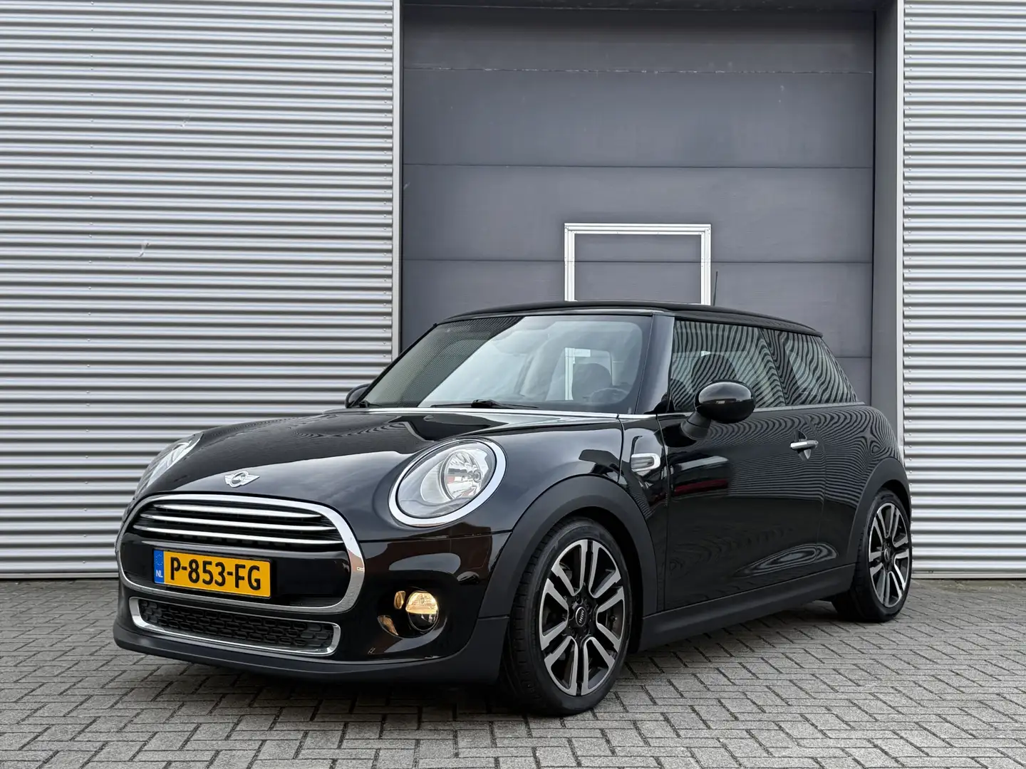 MINI Cooper Mini 1.5 Chili Serious Business I Navi I Sportstoe Schwarz - 1