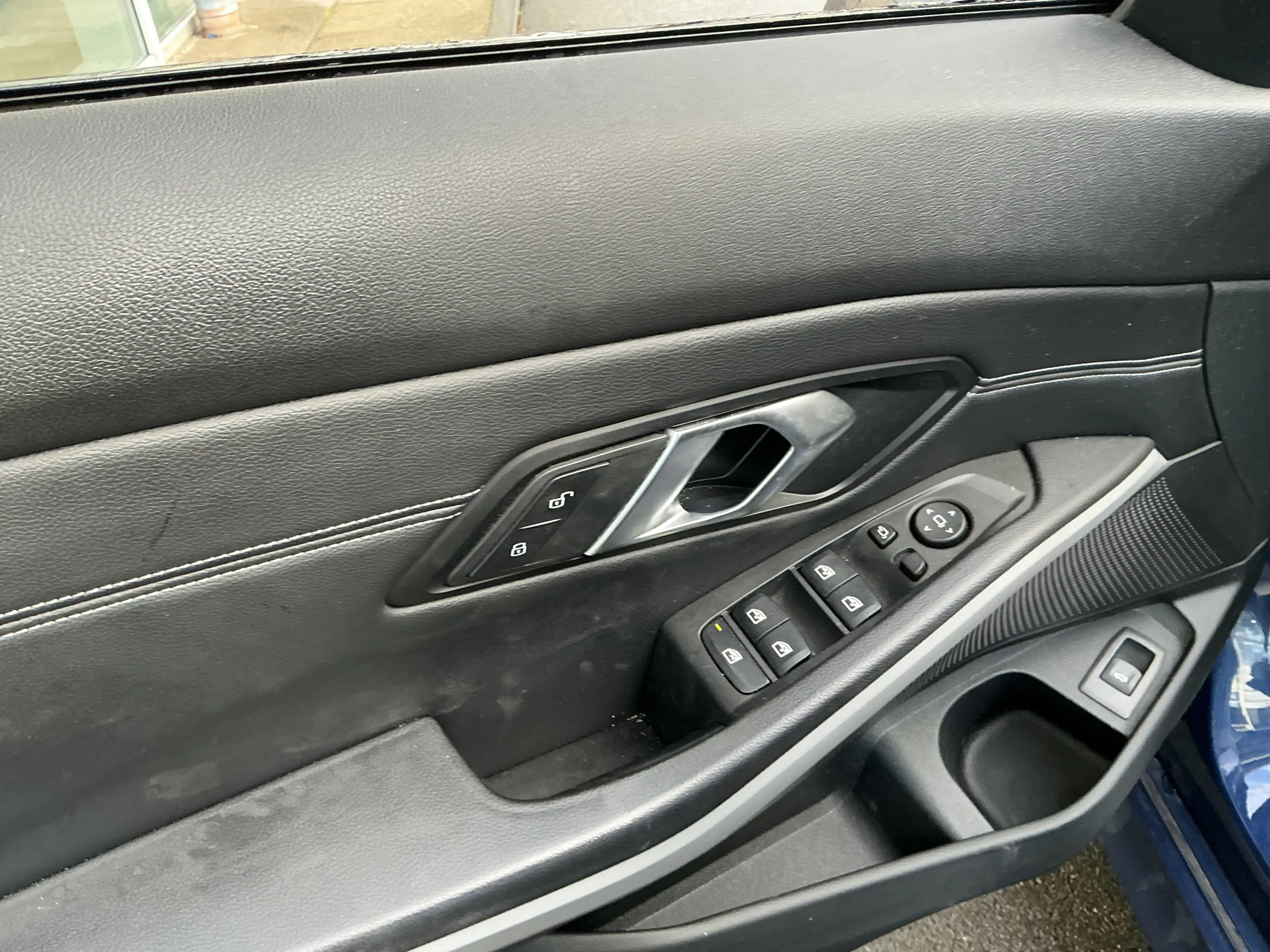 BMW 318 d Mild-Hybrid Widescreen R.Cam Navi AHK ACC — photo 8