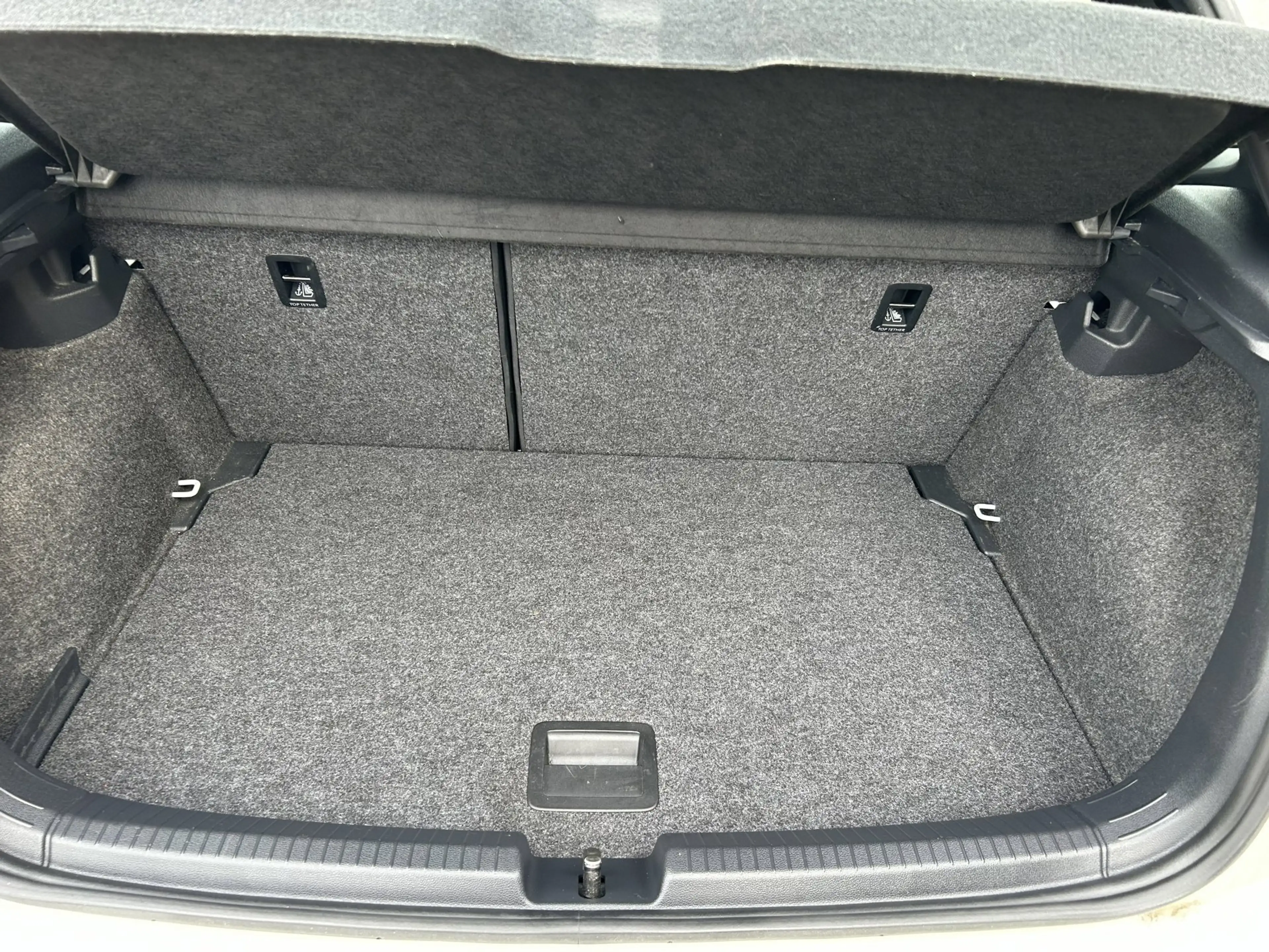 Volkswagen Polo GTI 2.0 TSI — photo 15