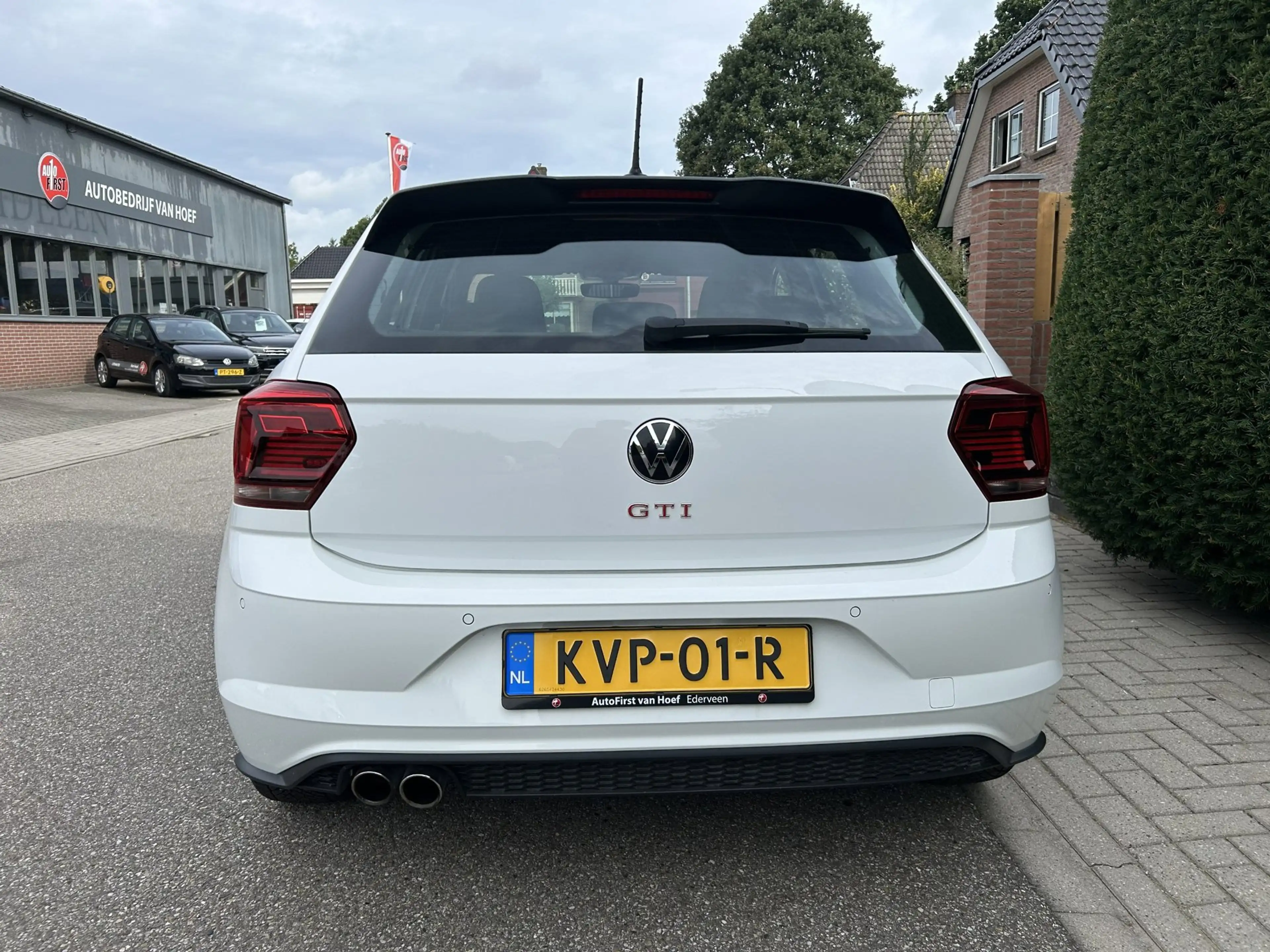 Volkswagen Polo GTI 2.0 TSI — photo 4
