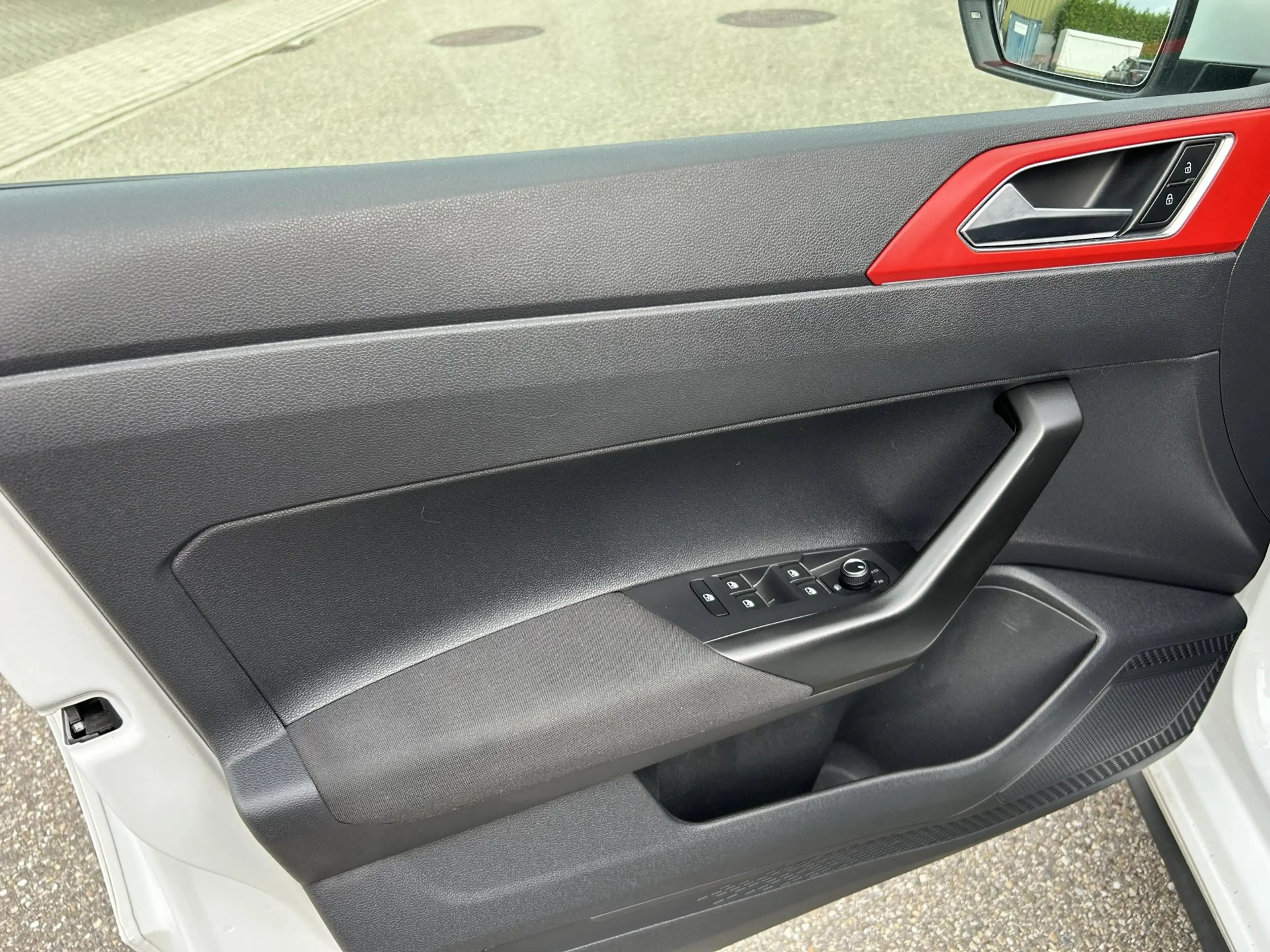 Volkswagen Polo GTI 2.0 TSI — photo 6