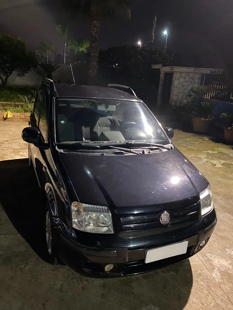 Fiat Panda 1.3 mjt 16v Emotion 75cv Negro - 1