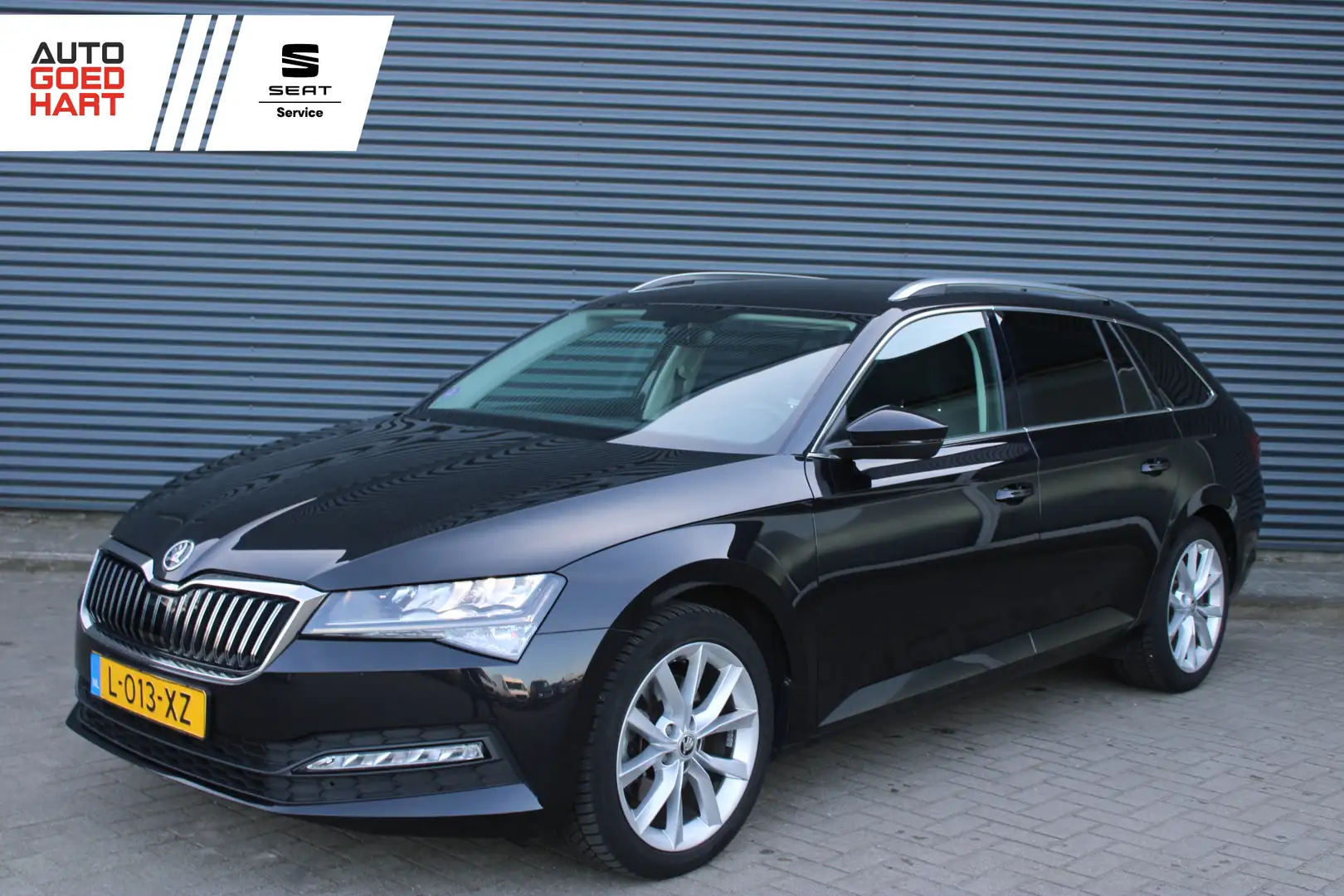 Skoda Superb Combi 1.5 TSI ACT Business Edition Full-Led Naviga Zwart - 1