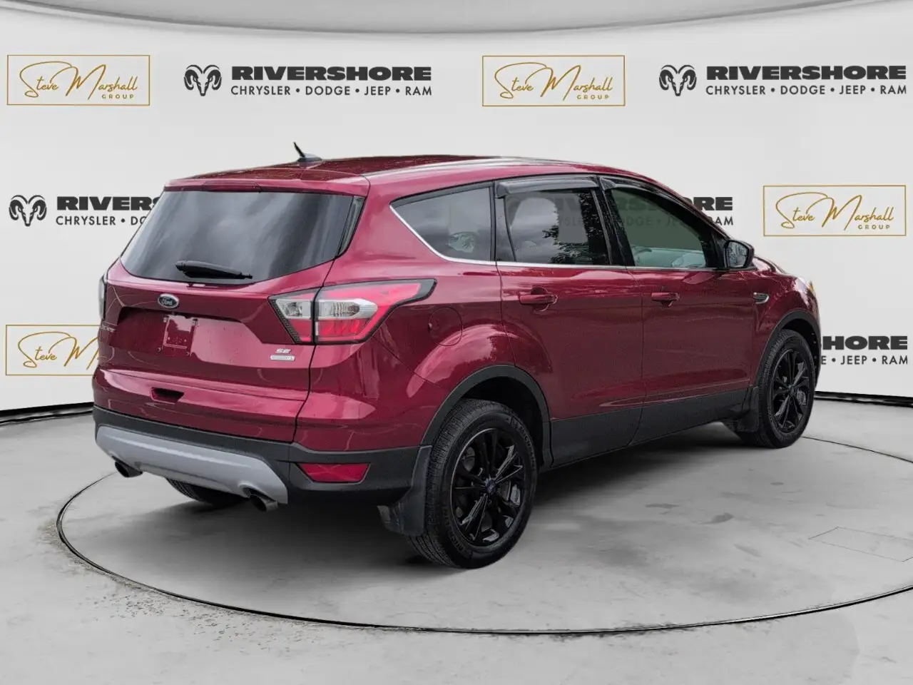 Ford Escape снимка Ford Escape