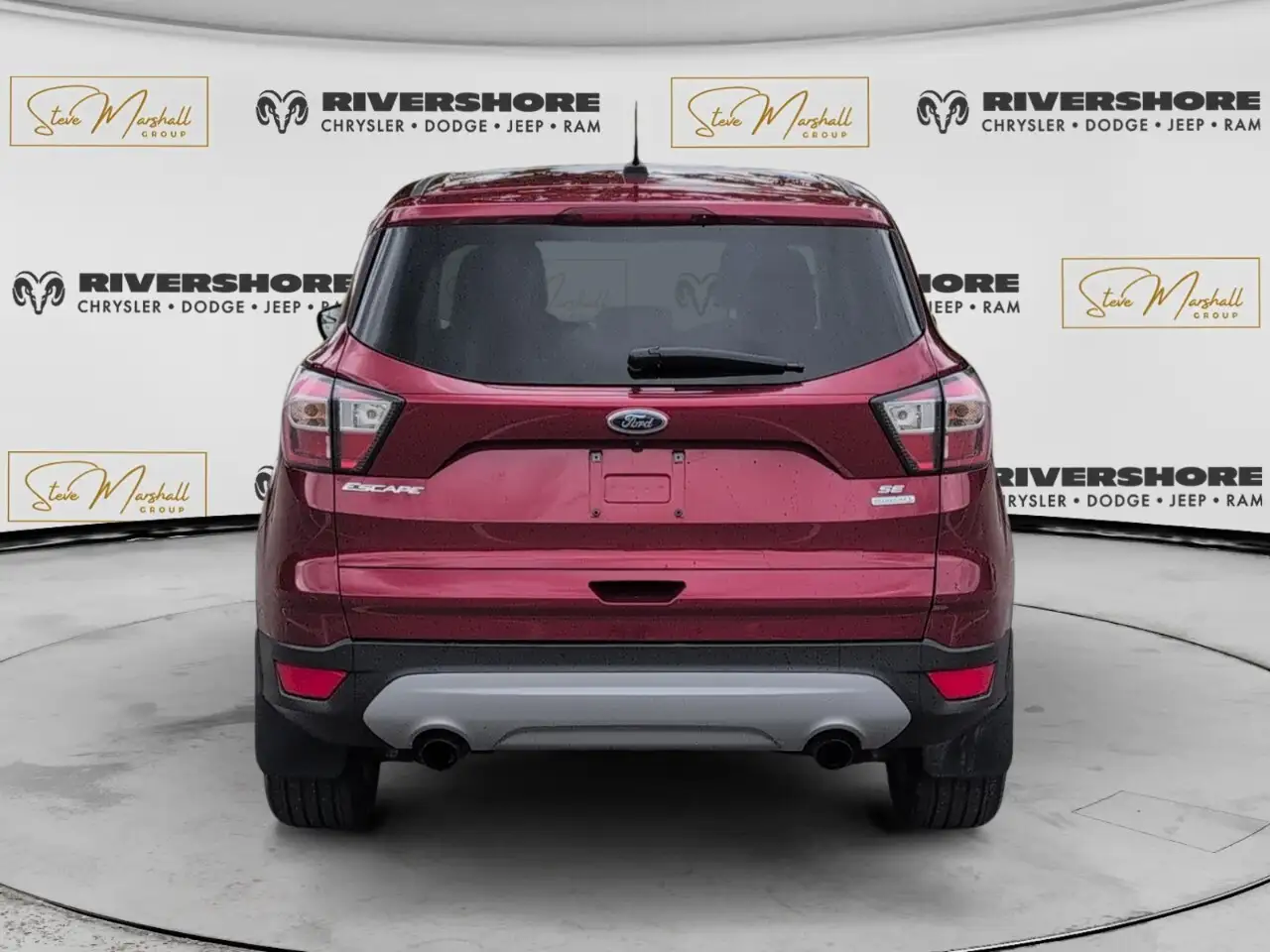 Ford Escape снимка Ford Escape