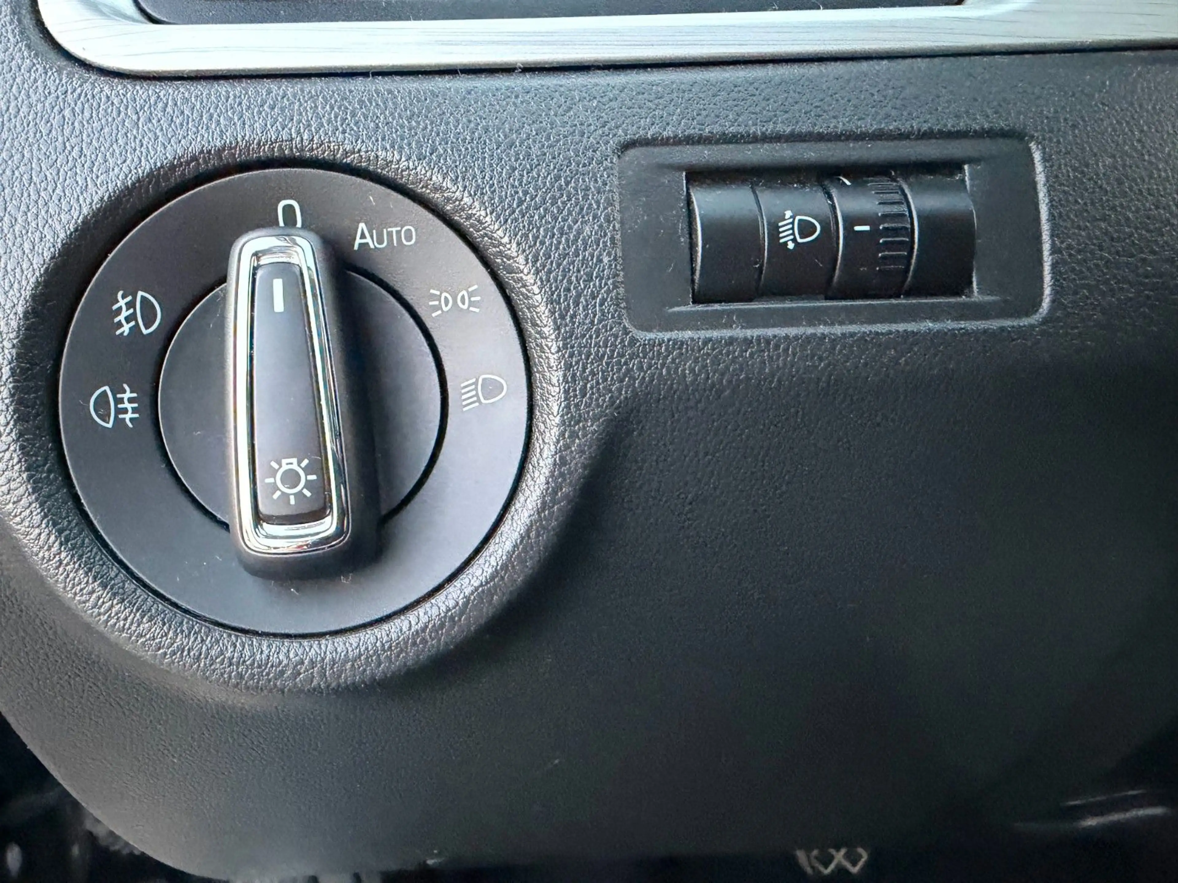 Skoda Rapid/Spaceback Spaceback Ambition Klimaautomatik 2*PDC — photo 20