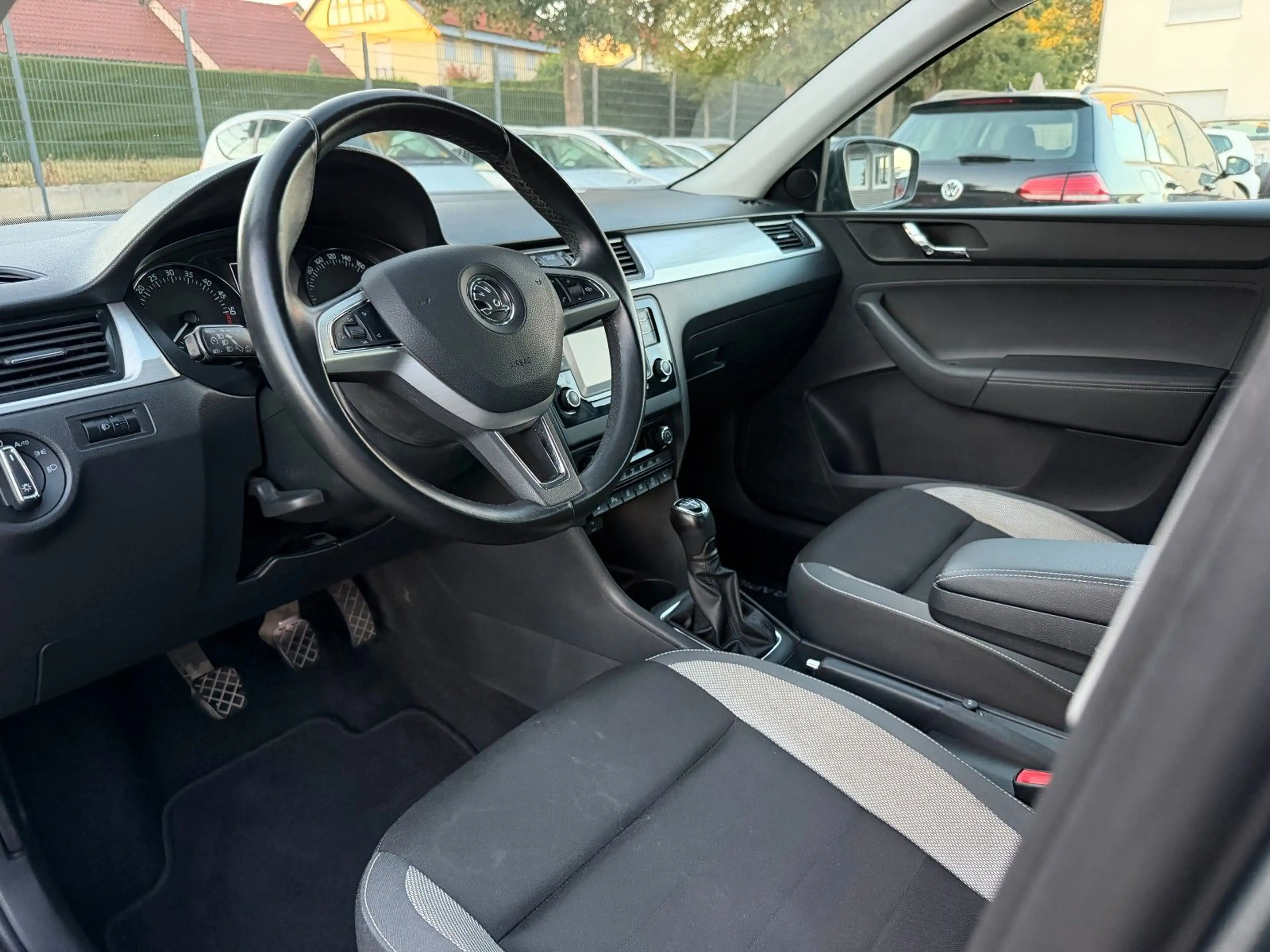 Skoda Rapid/Spaceback Spaceback Ambition Klimaautomatik 2*PDC — photo 19