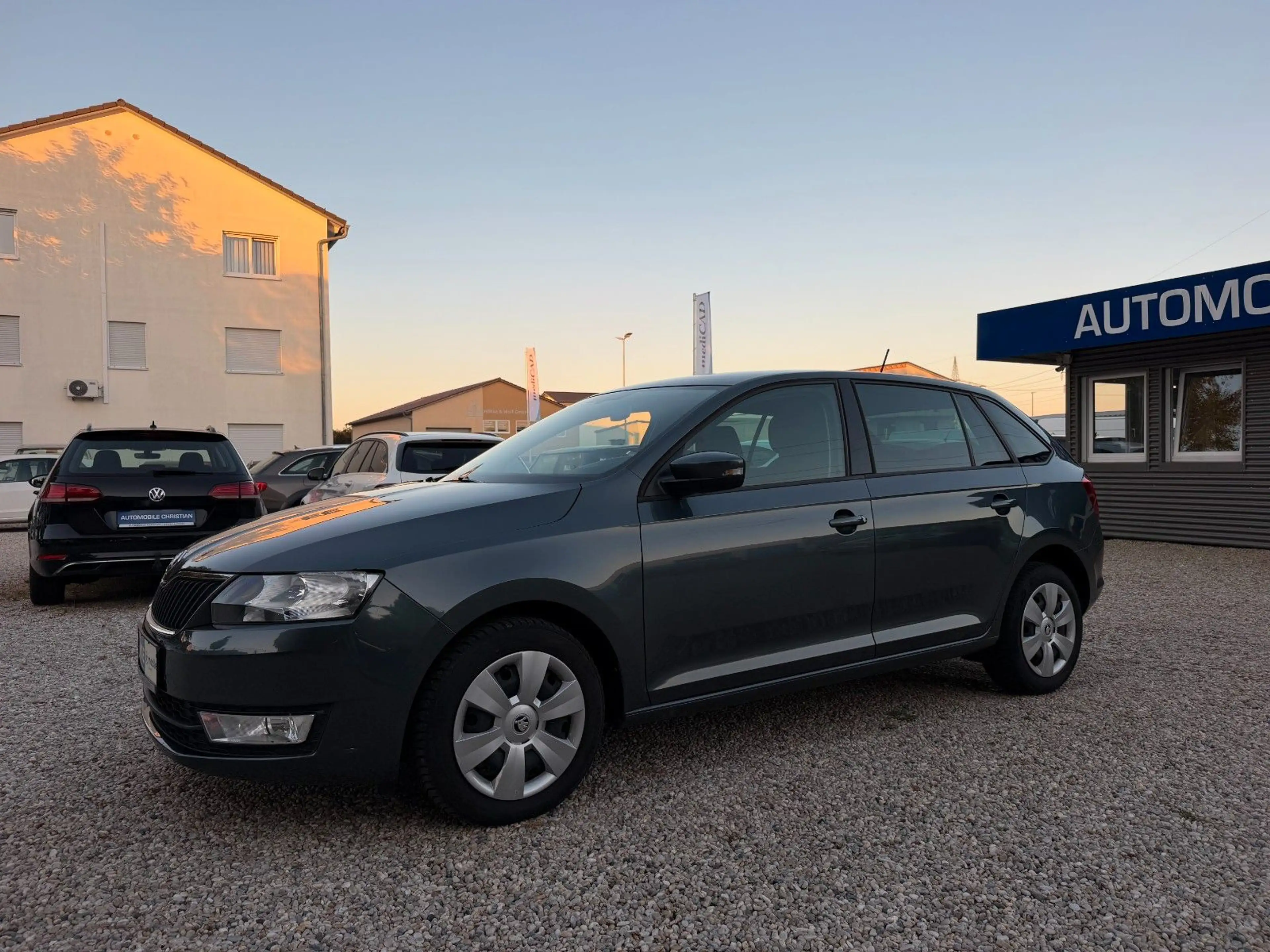 Skoda Rapid/Spaceback Spaceback Ambition Klimaautomatik 2*PDC — photo 11