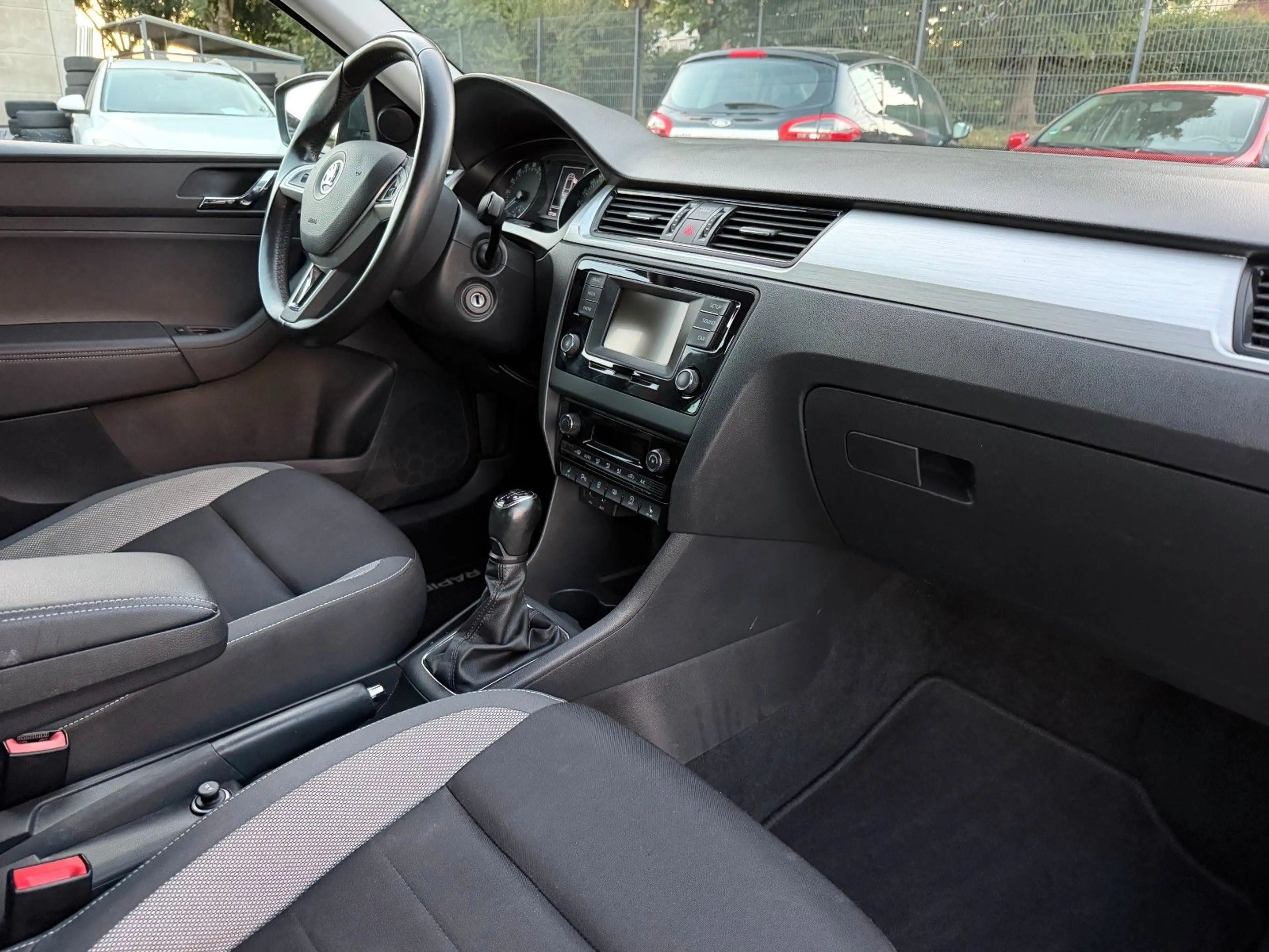 Skoda Rapid/Spaceback Spaceback Ambition Klimaautomatik 2*PDC — photo 27