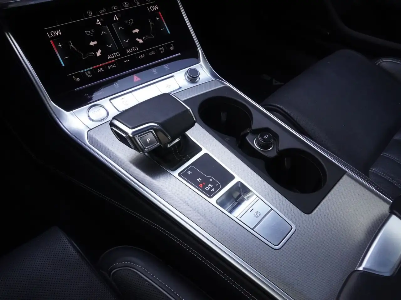 Audi A6 снимка Audi A6