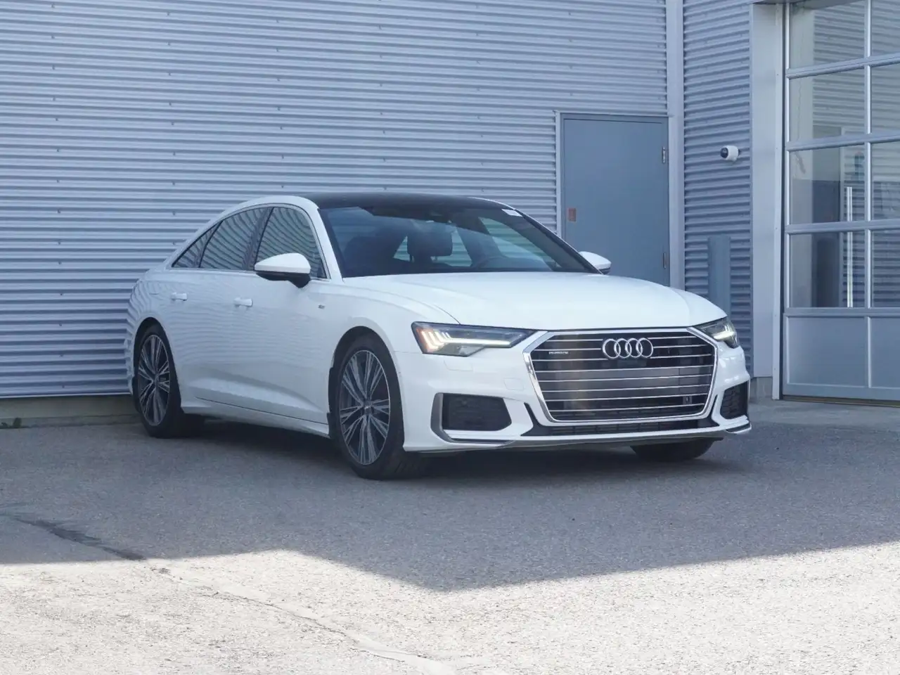 Audi A6 снимка Audi A6