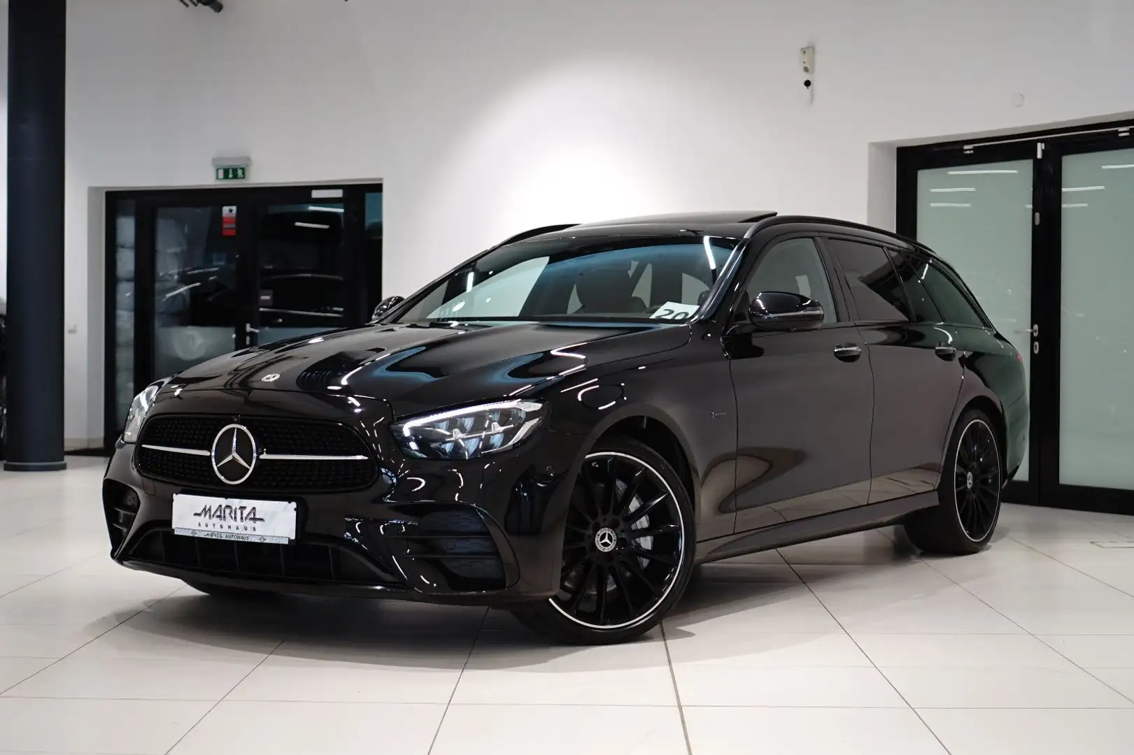 Mercedes-Benz E 400 |AMG/NIGHT-EDITION|HUD|360|LUFT|BURMES|AHK| Schwarz - 1