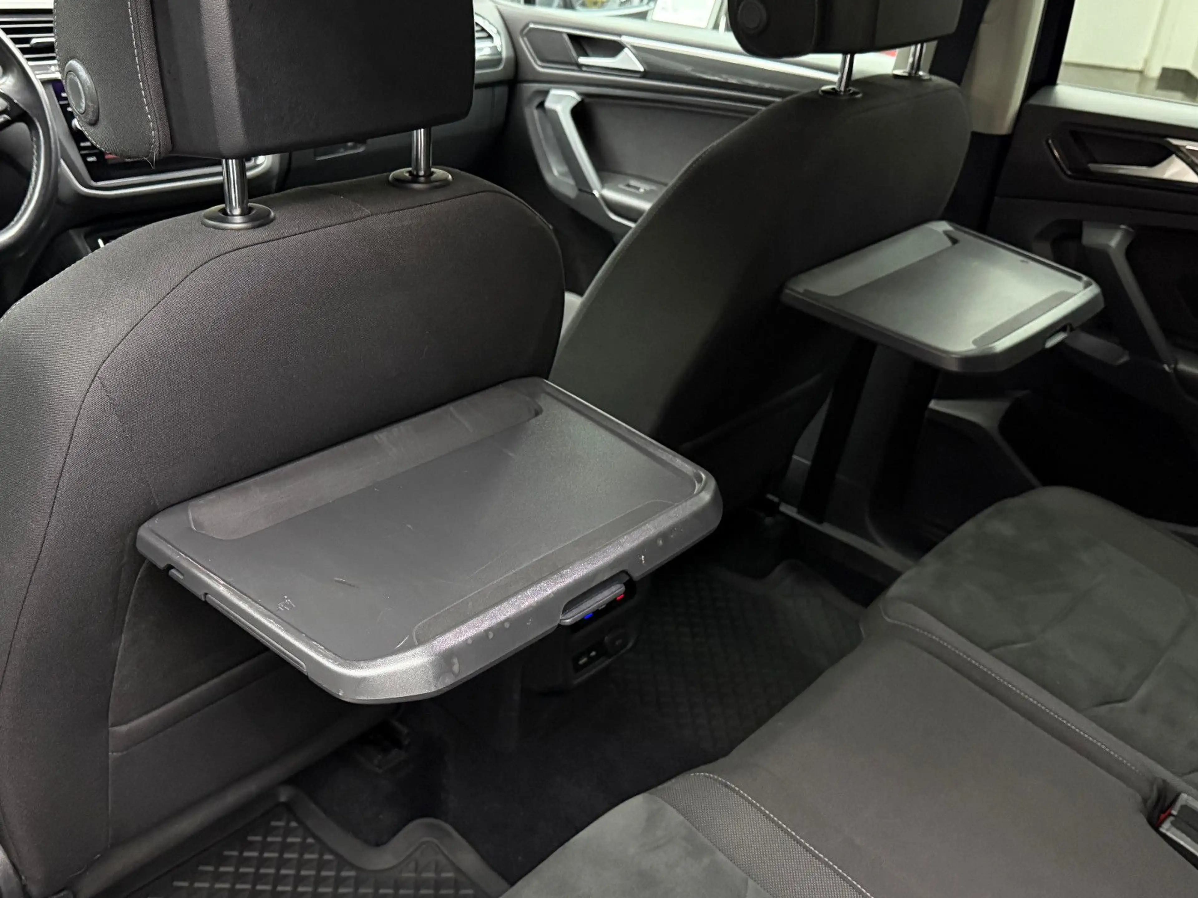 Volkswagen Tiguan Allspace Tiguan 2.0TDI Allspace Highline 4Motion 7-Sitzer — photo 13