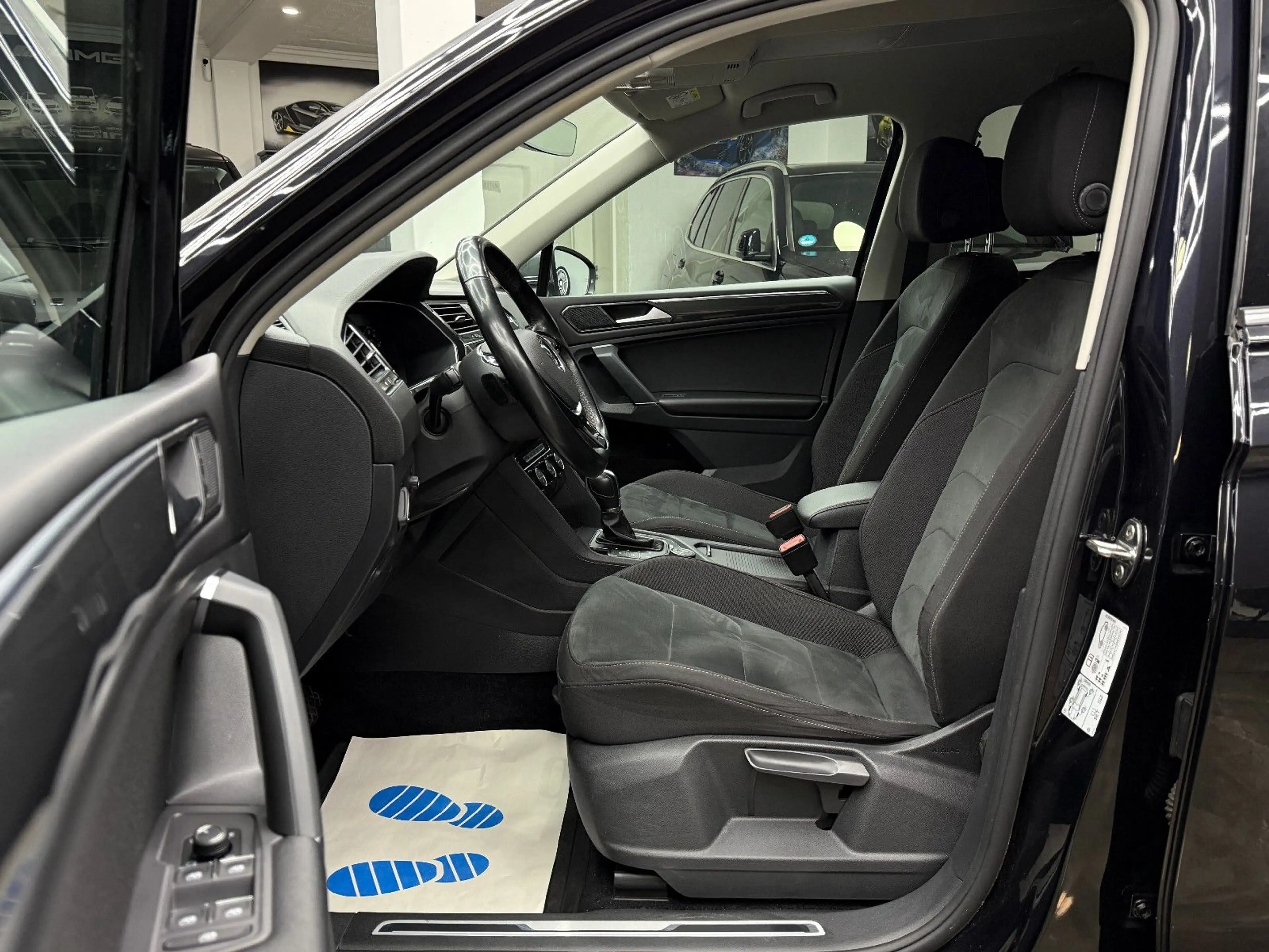 Volkswagen Tiguan Allspace Tiguan 2.0TDI Allspace Highline 4Motion 7-Sitzer — photo 11