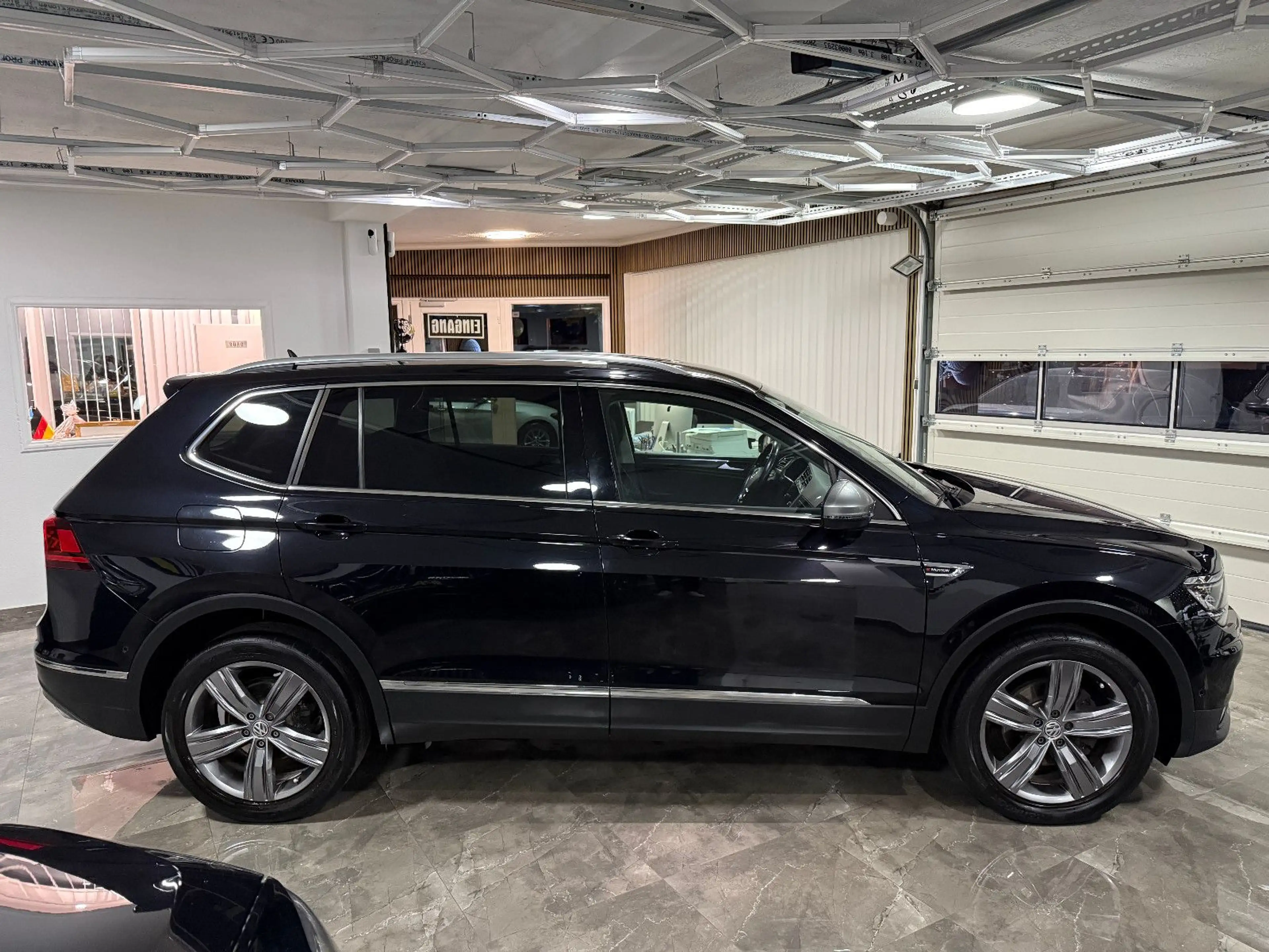 Volkswagen Tiguan Allspace Tiguan 2.0TDI Allspace Highline 4Motion 7-Sitzer — photo 5