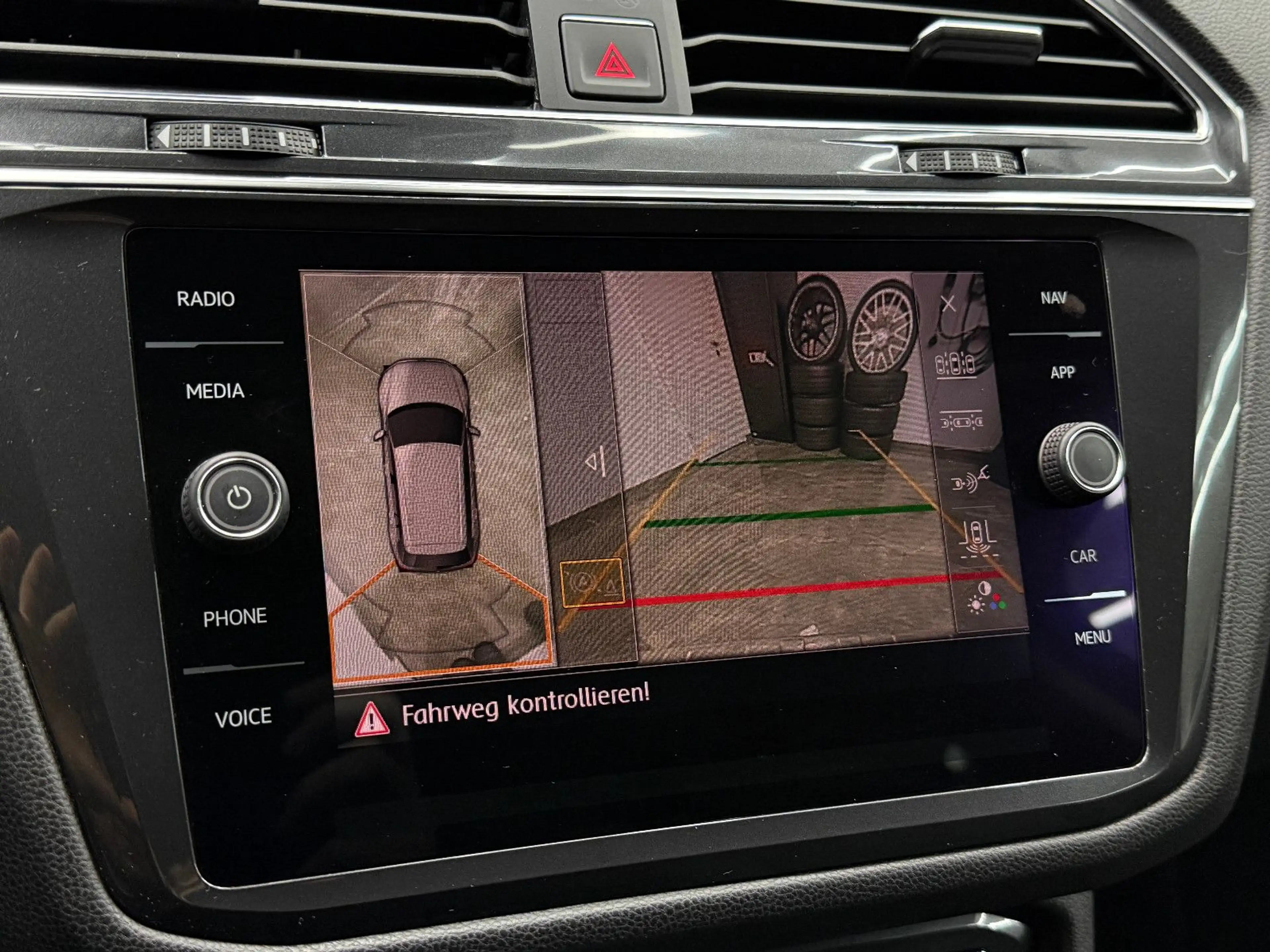 Volkswagen Tiguan Allspace Tiguan 2.0TDI Allspace Highline 4Motion 7-Sitzer — photo 24