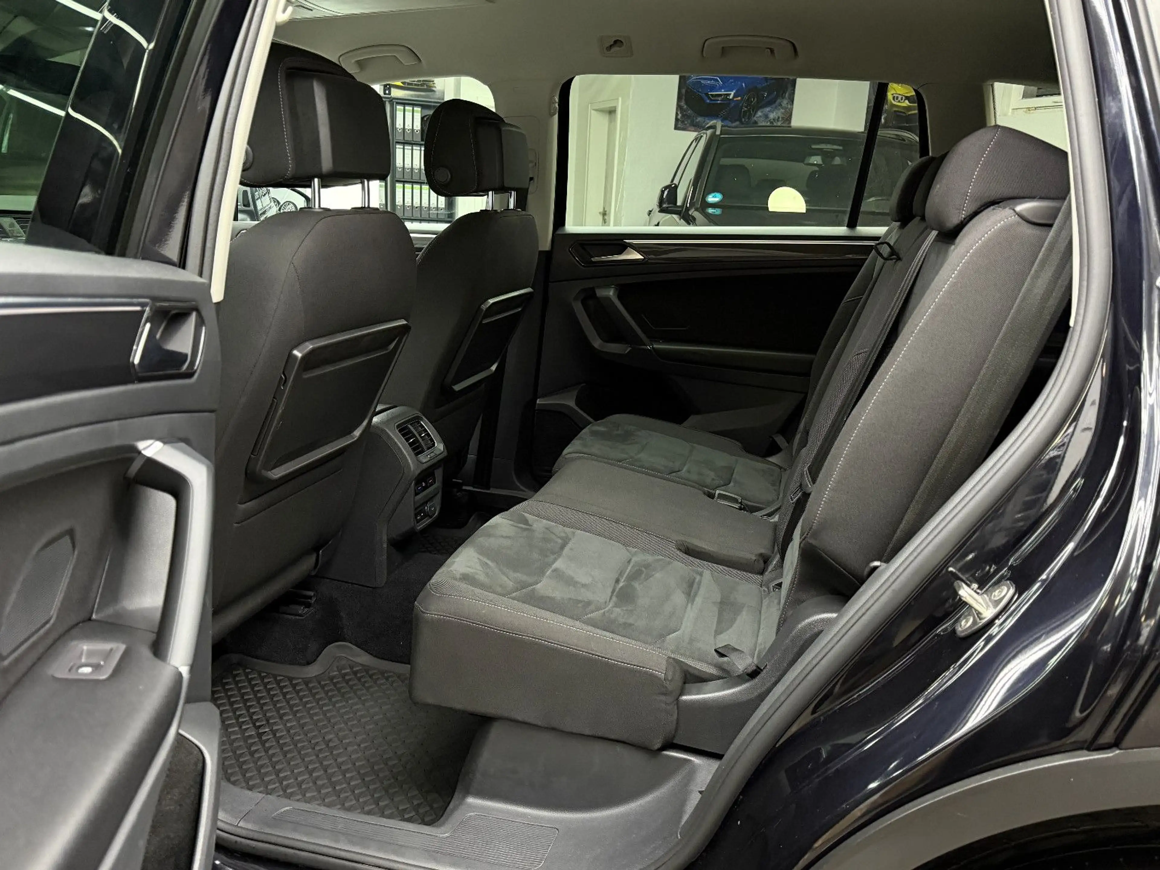 Volkswagen Tiguan Allspace Tiguan 2.0TDI Allspace Highline 4Motion 7-Sitzer — photo 12