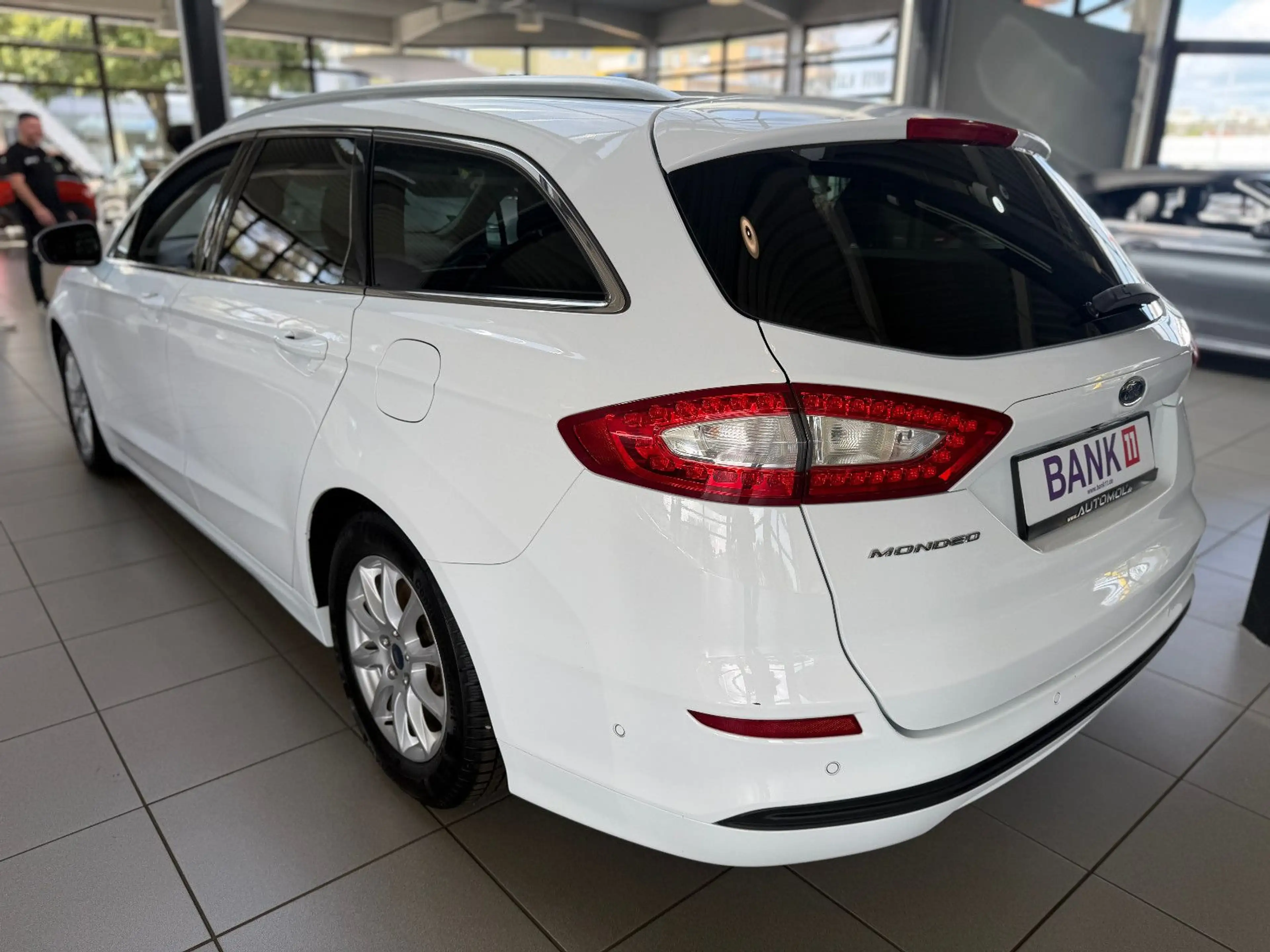 Ford Mondeo Turnier Business Edition *1.Hand* Autom.* — photo 2