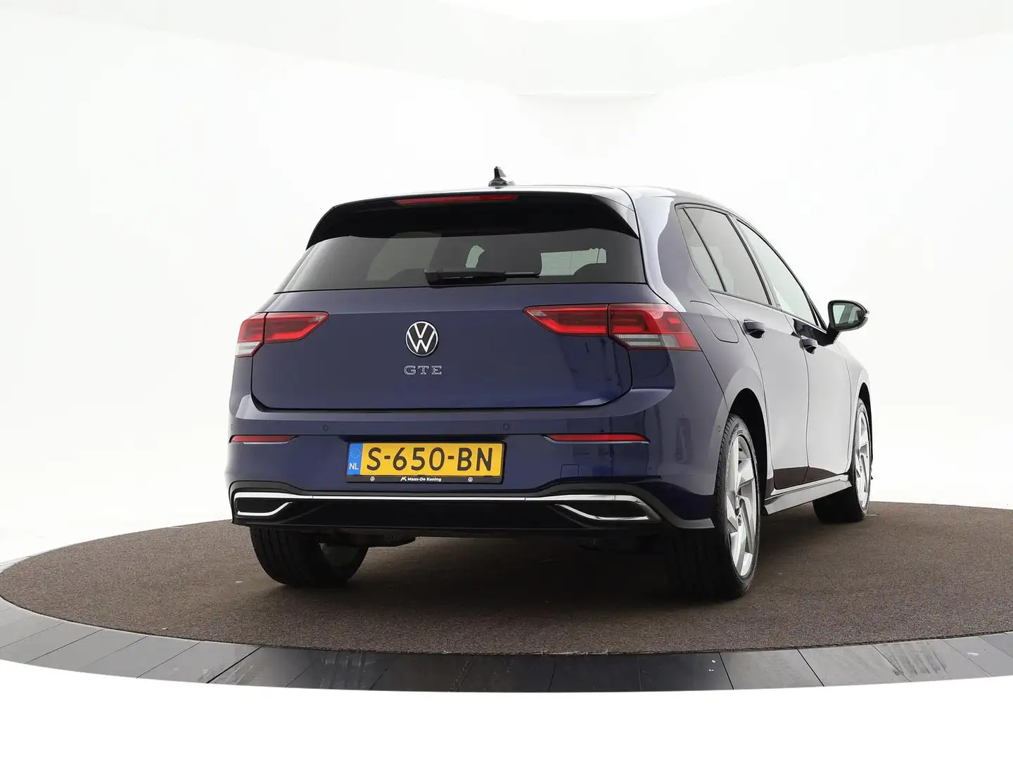 Volkswagen Golf GTE 1.4 245pk DSG eHybrid · Apple/Android Car Play · N Blauw - 2