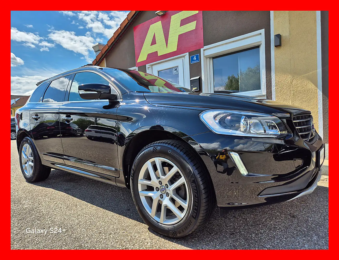 Volvo XC60 D4 Momentum AWD Geartronic I Aut. I LED I Leder Schwarz - 1