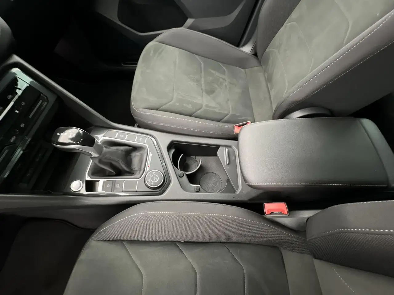 Volkswagen Tiguan Elegance 4Motion 2.0TDI*NAVI*SHZ*RFK*uvm 15