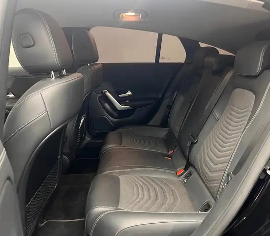 Mercedes-Benz Cla view 8