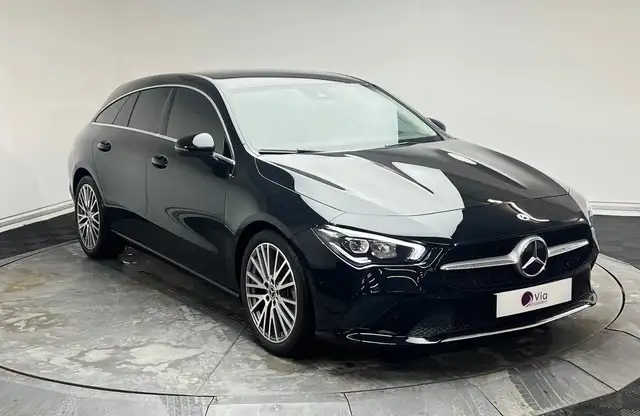 Mercedes-Benz Cla view 2