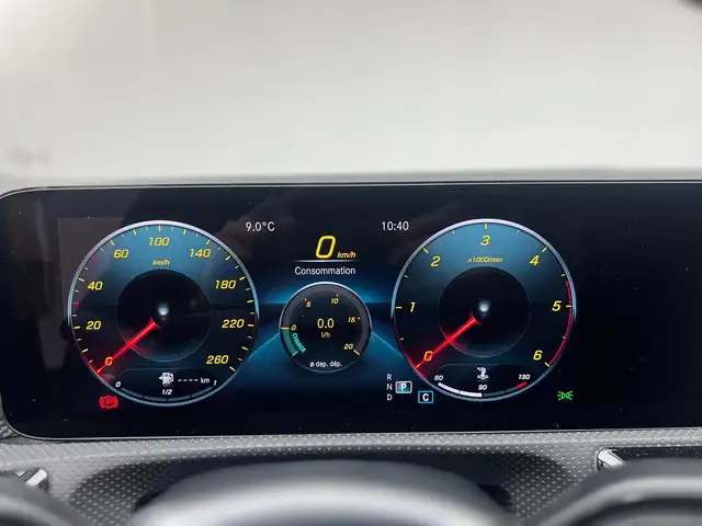 Mercedes-Benz Cla view 13