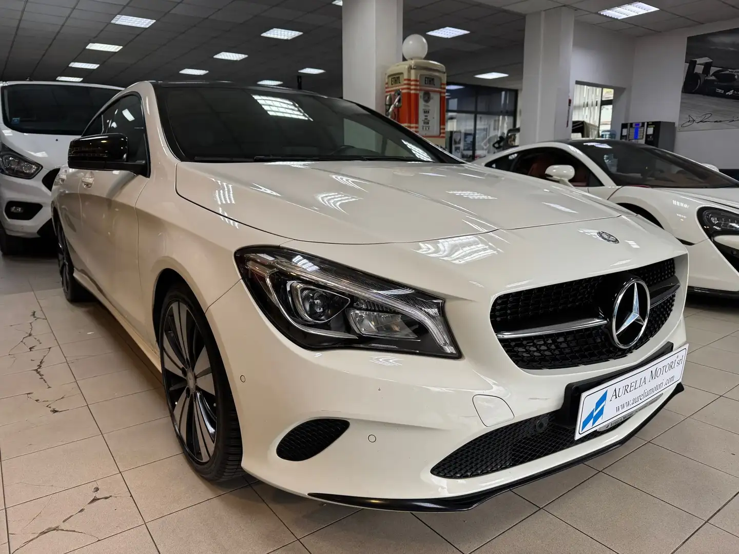 Mercedes-Benz CLA 180 CLA Shooting Brake 180 d Sport PERFETTA!!! Weiß - 2