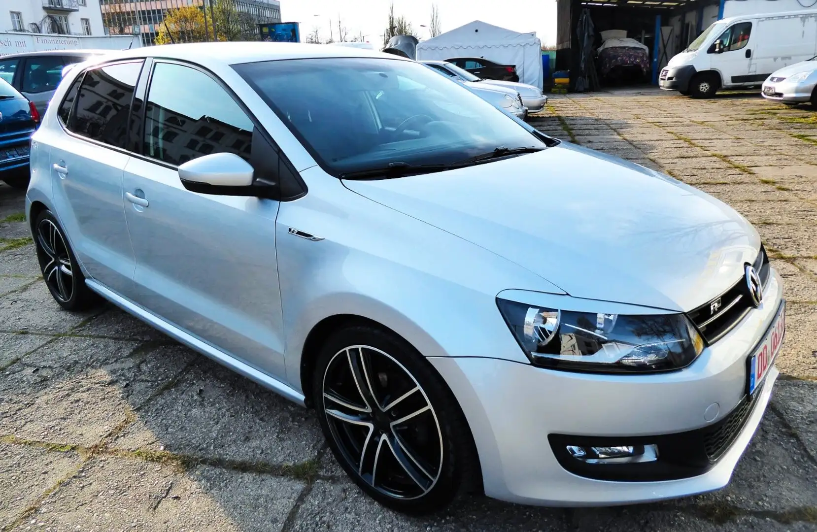 Volkswagen Polo V R-Optik Aut.,Klima,Alu,Multimedia/Navi,E5 Silber - 1