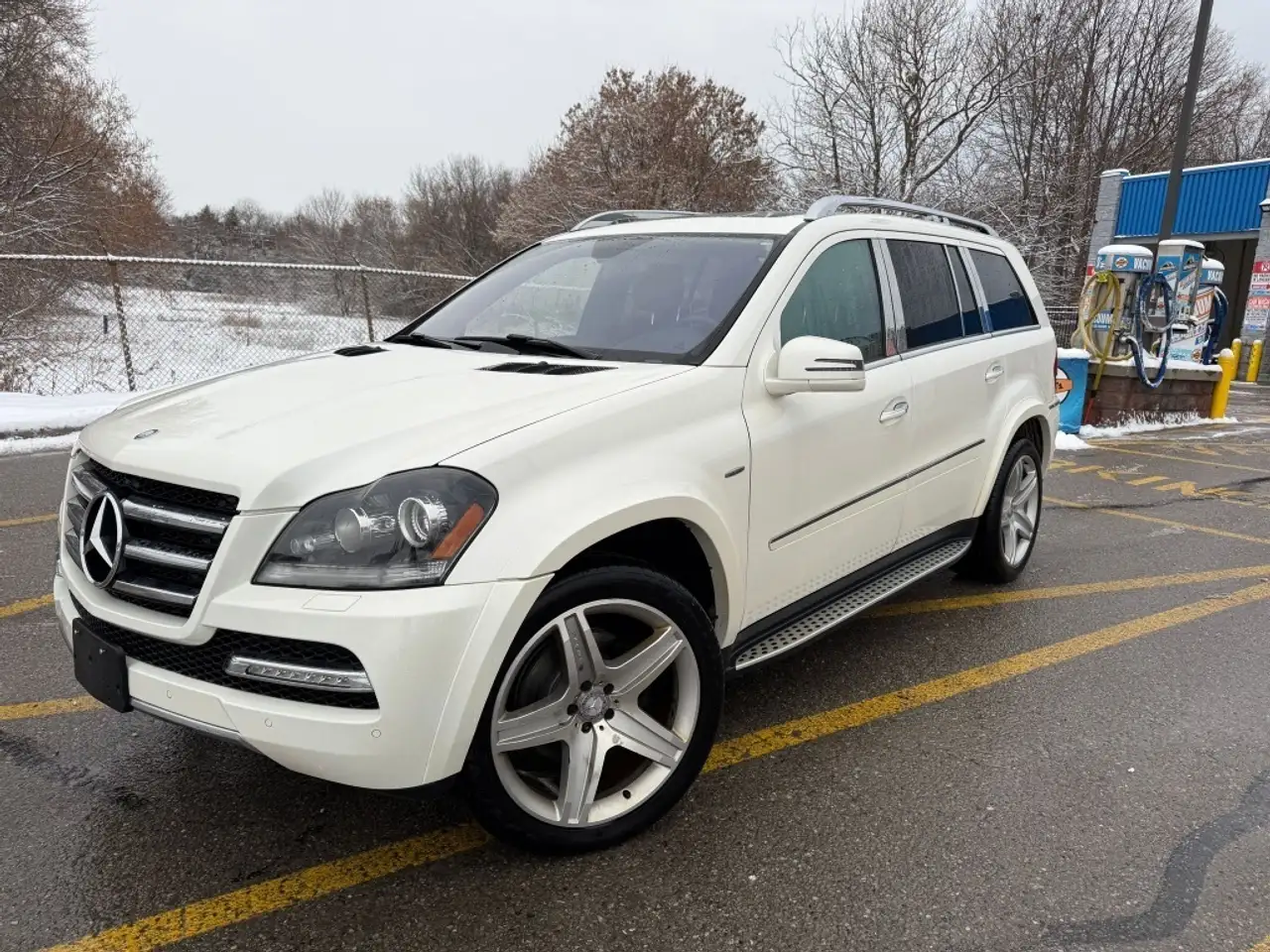 Mercedes-Benz GL-Class снимка Mercedes-Benz GL-Class