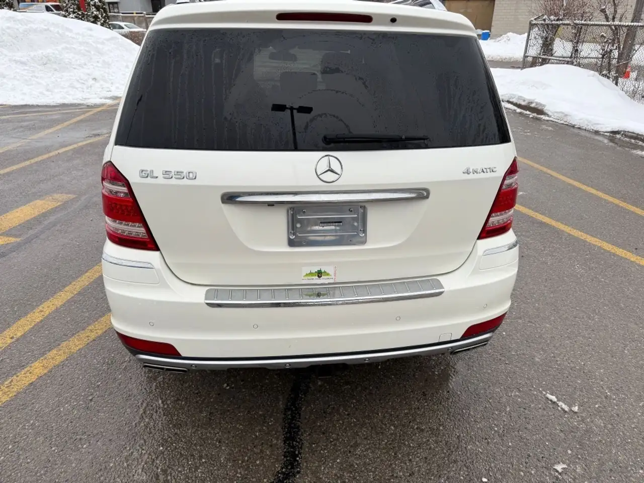 Mercedes-Benz GL-Class снимка Mercedes-Benz GL-Class