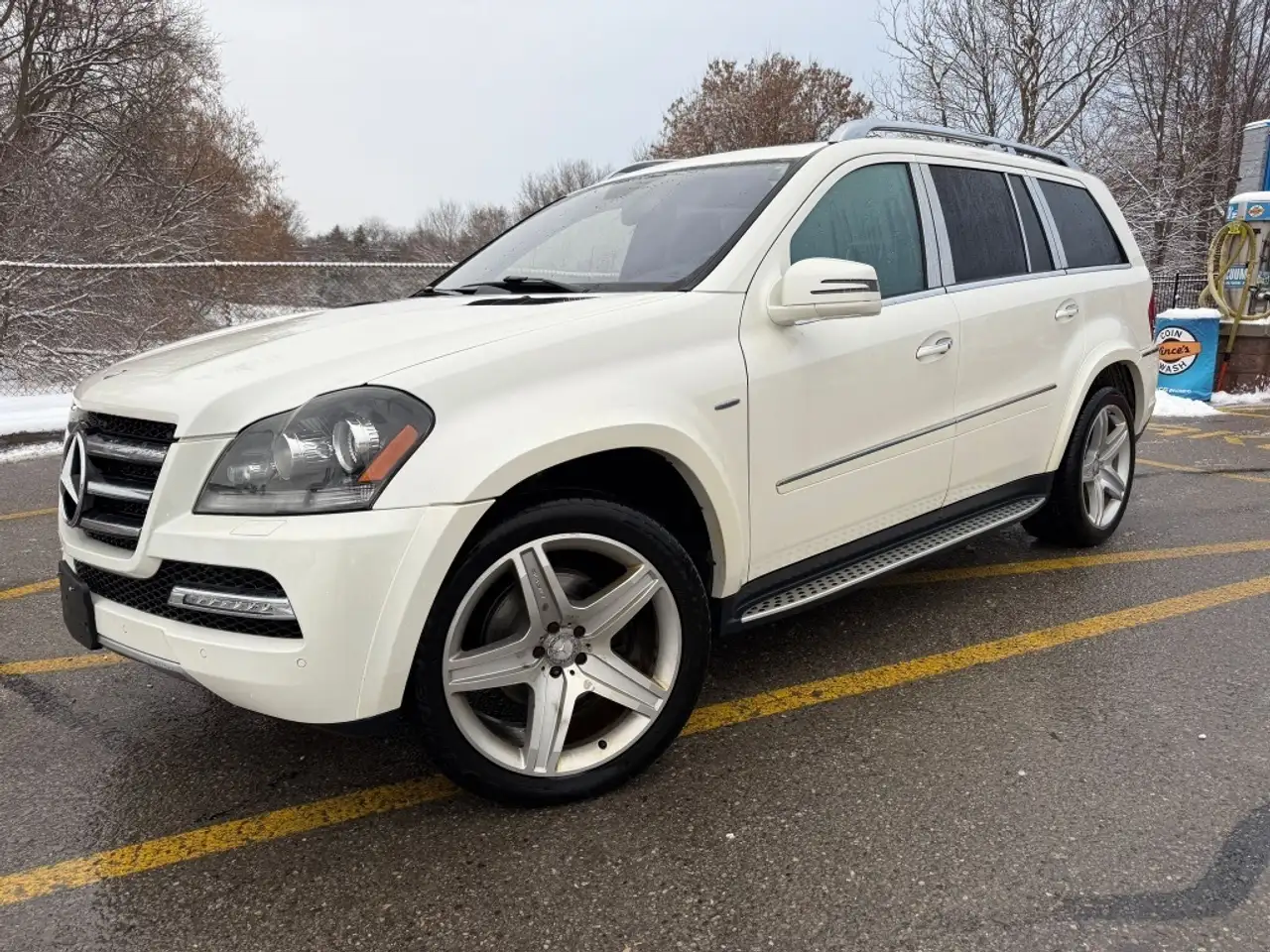 Mercedes-Benz GL-Class снимка Mercedes-Benz GL-Class
