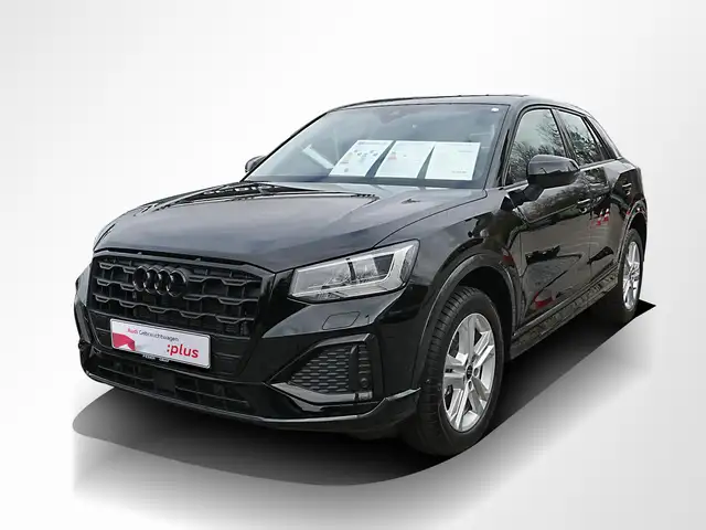 Audi Q2 view 10