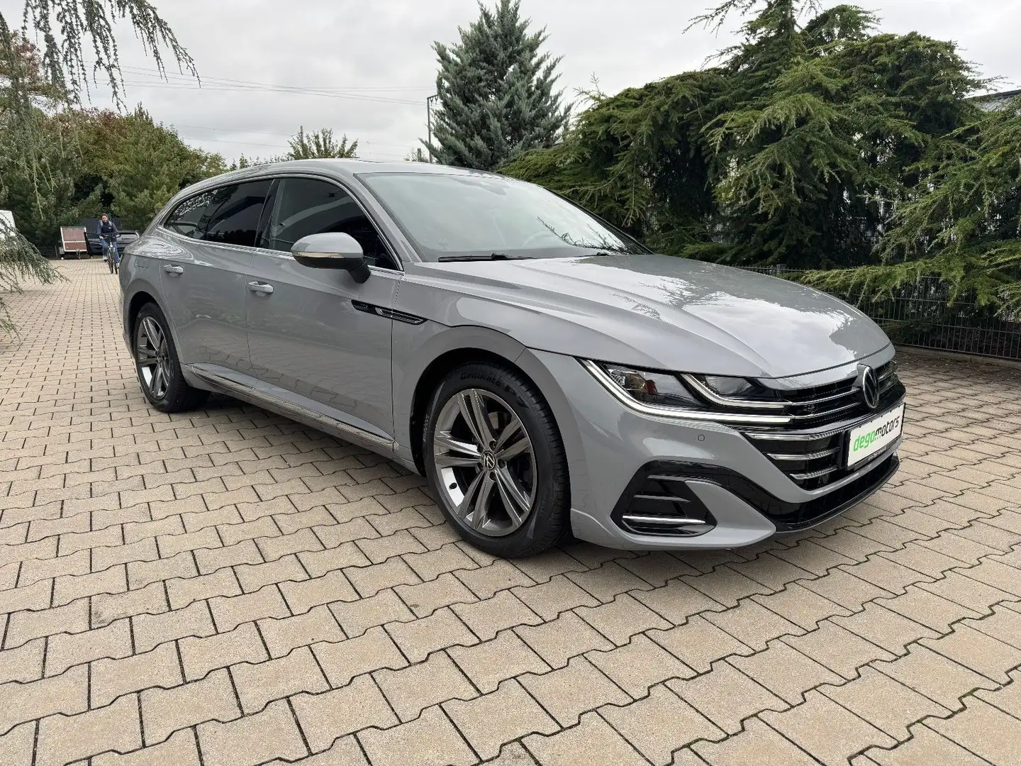 Volkswagen Arteon 2.0 TDI SB R-Line*PANORAMA*360* Grau - 1