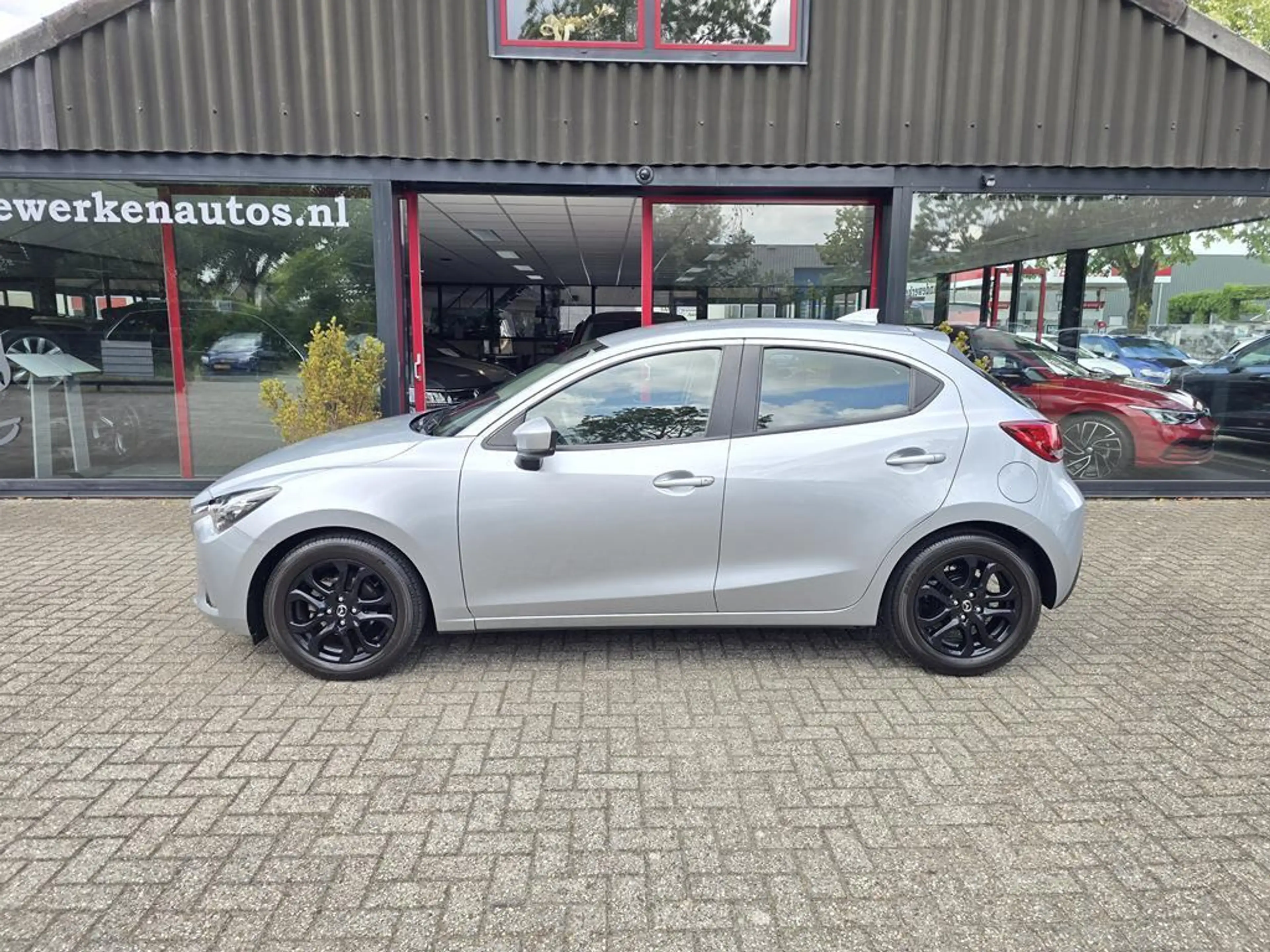 Mazda 2 1.5 Skyactiv-G Dynamic Airco|Cruise|Navi|Pdc|UNIEK — photo 10