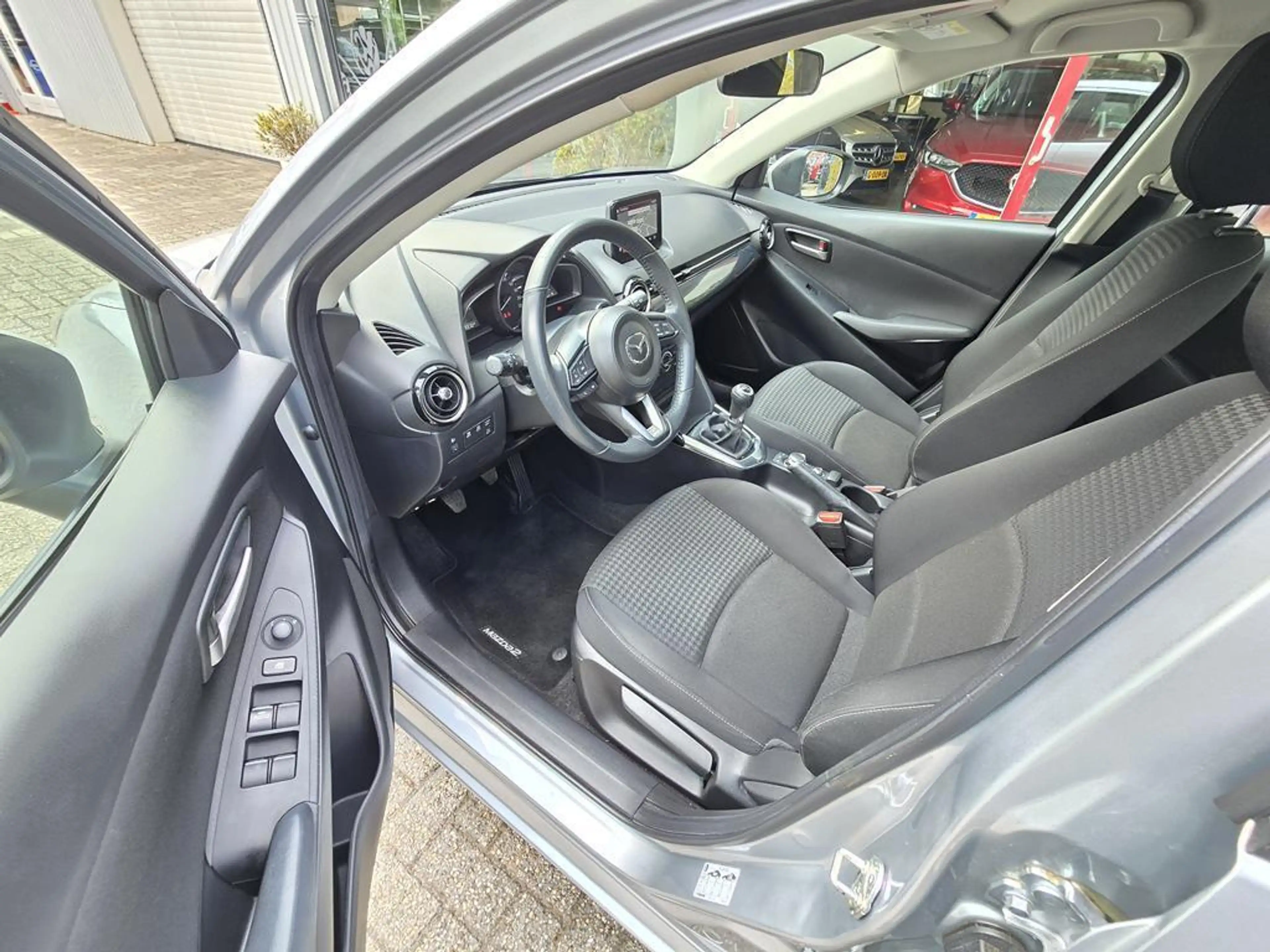 Mazda 2 1.5 Skyactiv-G Dynamic Airco|Cruise|Navi|Pdc|UNIEK — photo 13