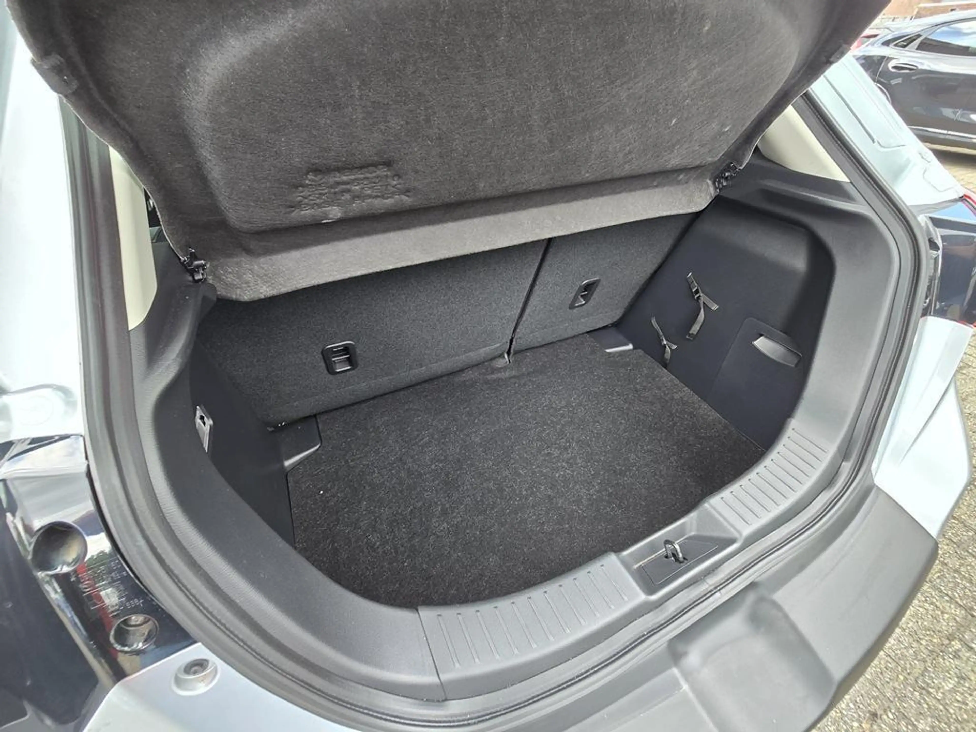 Mazda 2 1.5 Skyactiv-G Dynamic Airco|Cruise|Navi|Pdc|UNIEK — photo 28