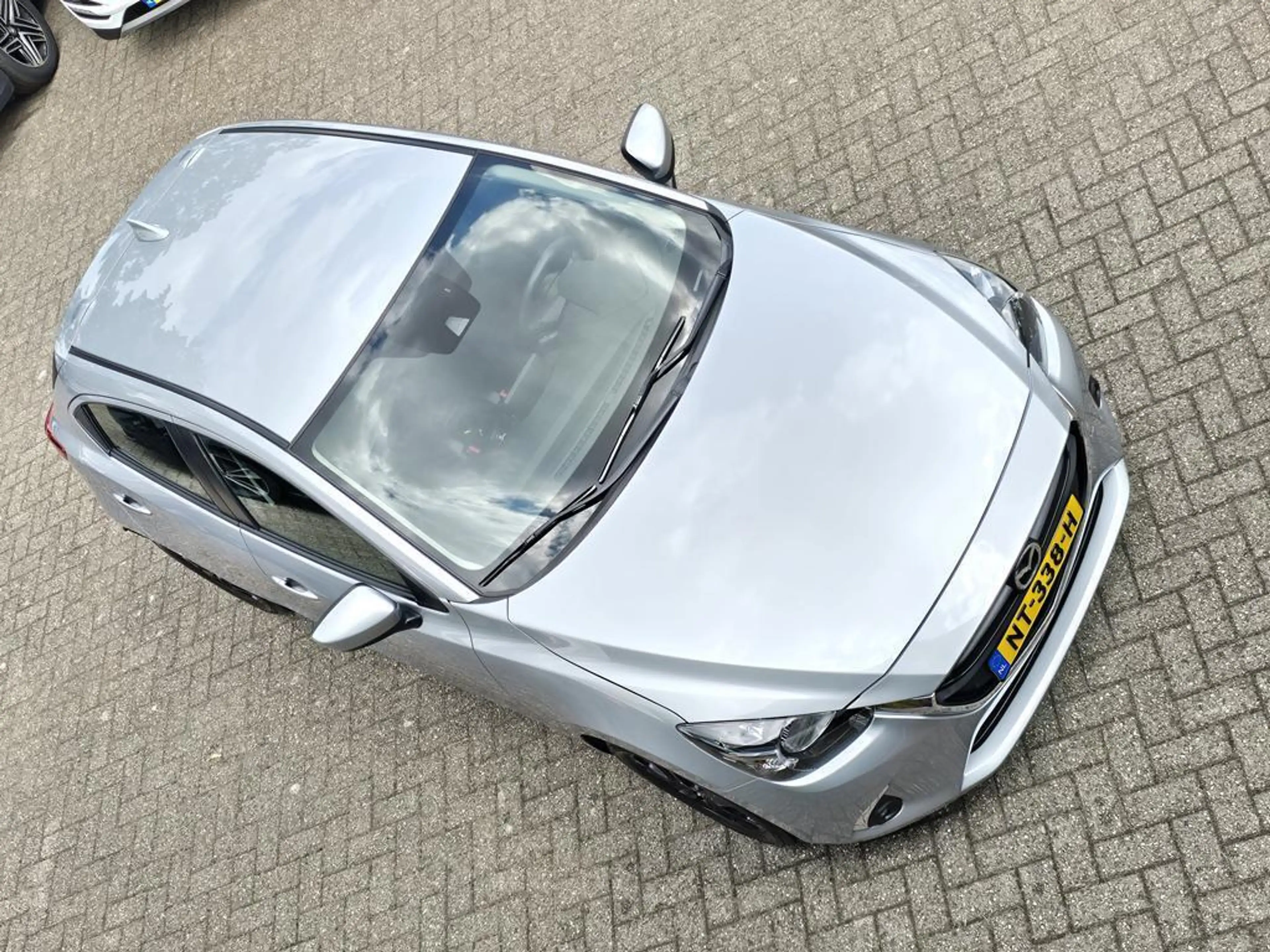 Mazda 2 1.5 Skyactiv-G Dynamic Airco|Cruise|Navi|Pdc|UNIEK — photo 37