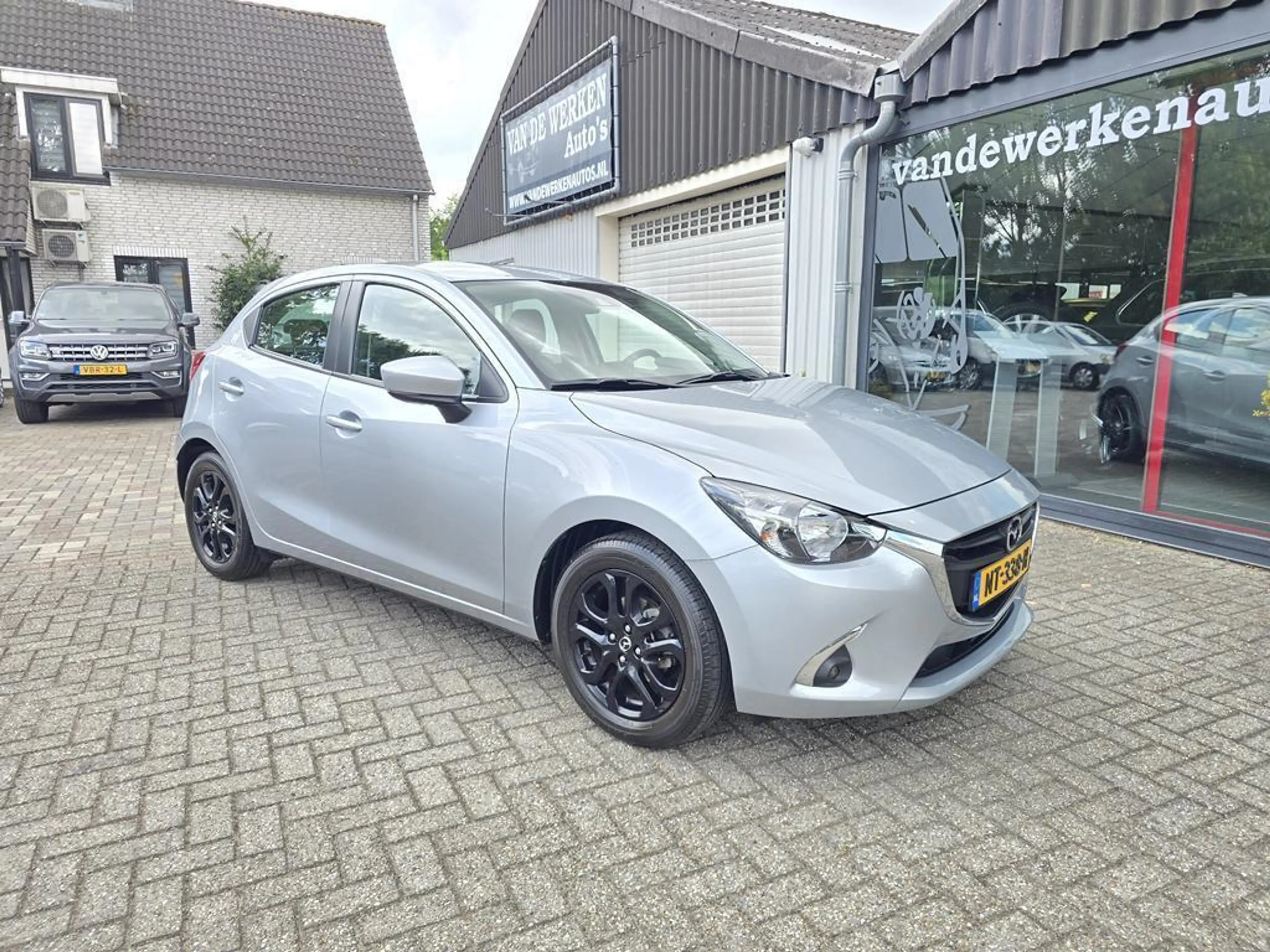 Mazda 2 1.5 Skyactiv-G Dynamic Airco|Cruise|Navi|Pdc|UNIEK — photo 32