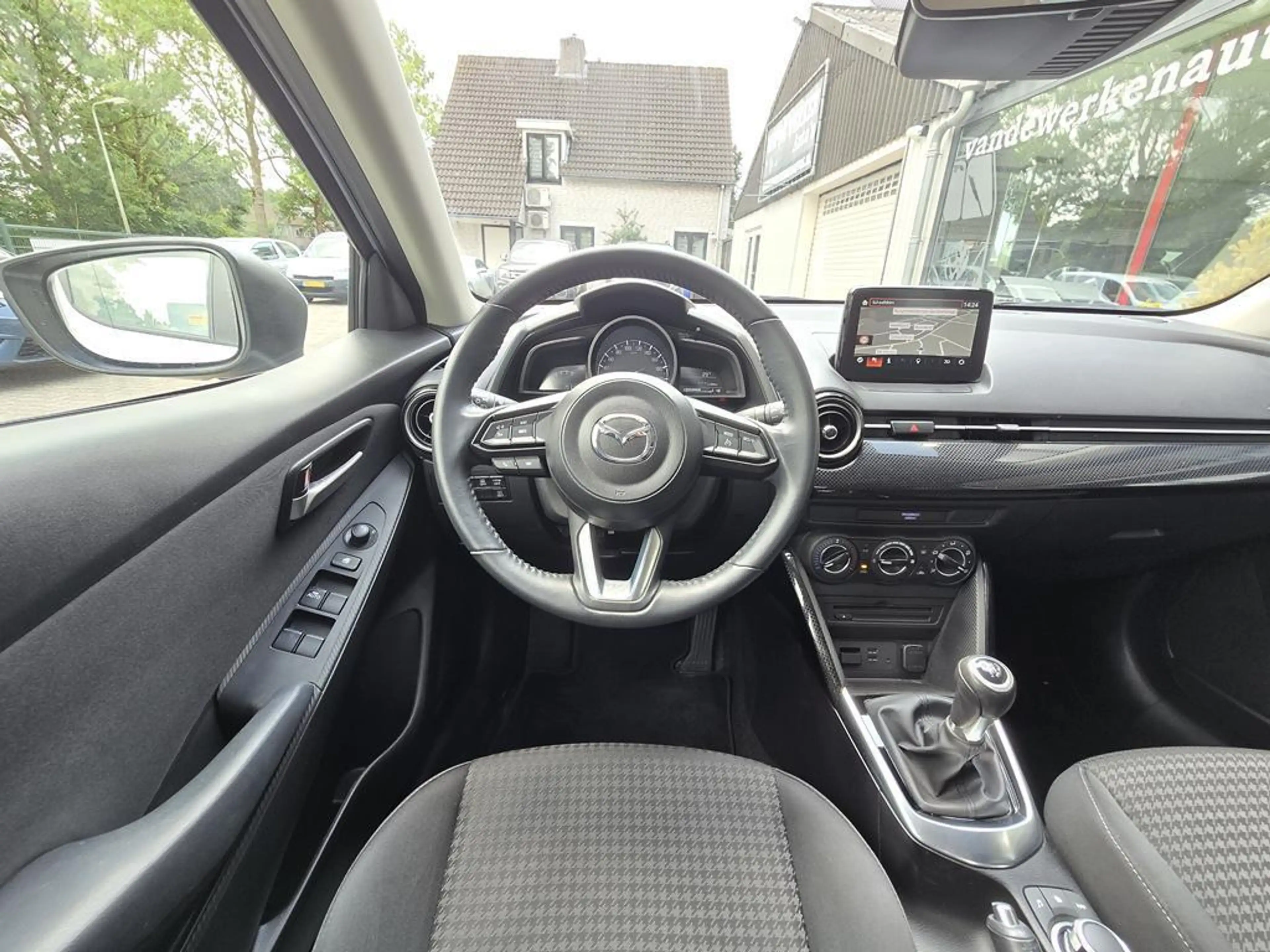 Mazda 2 1.5 Skyactiv-G Dynamic Airco|Cruise|Navi|Pdc|UNIEK — photo 11