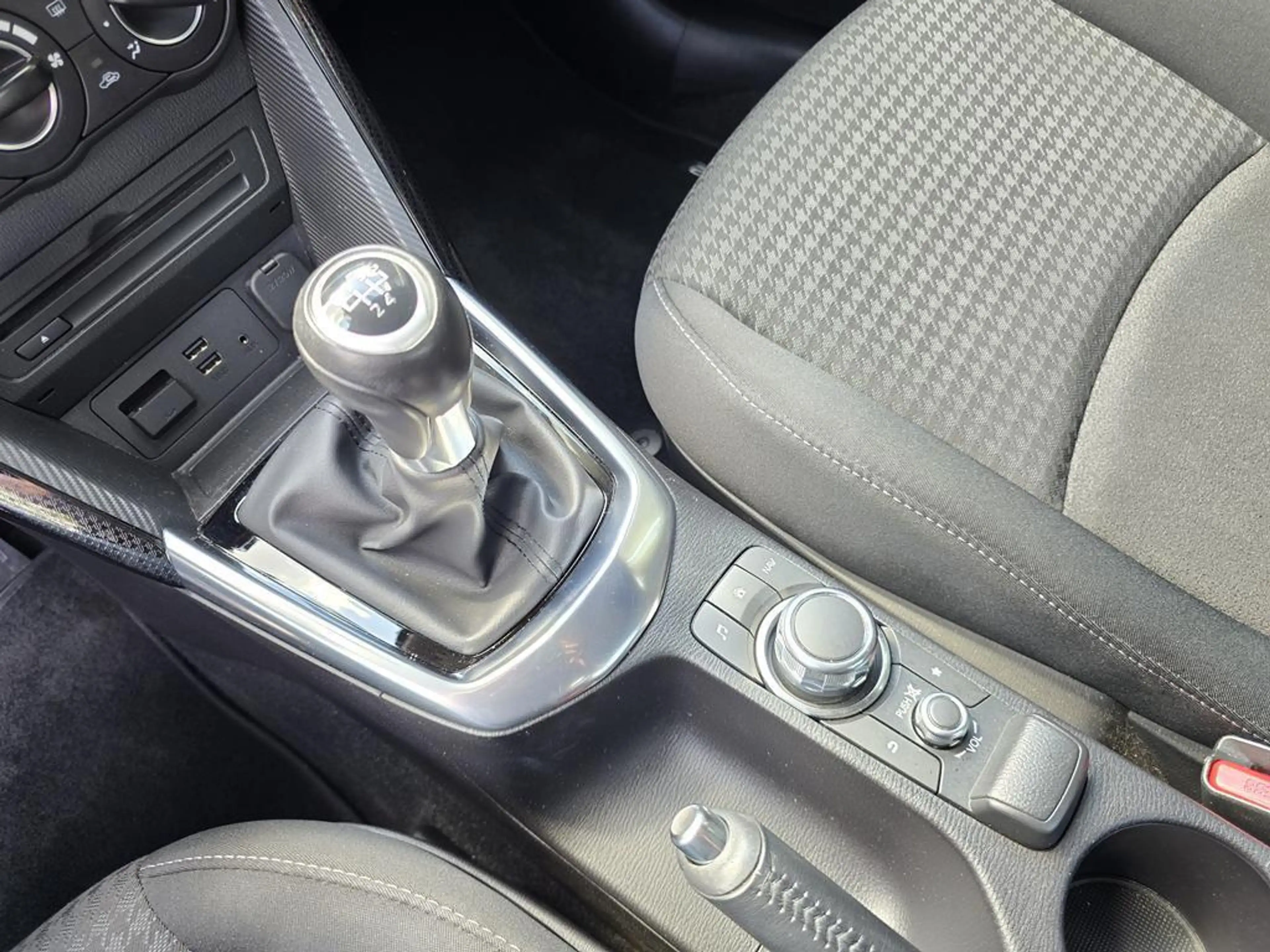 Mazda 2 1.5 Skyactiv-G Dynamic Airco|Cruise|Navi|Pdc|UNIEK — photo 26